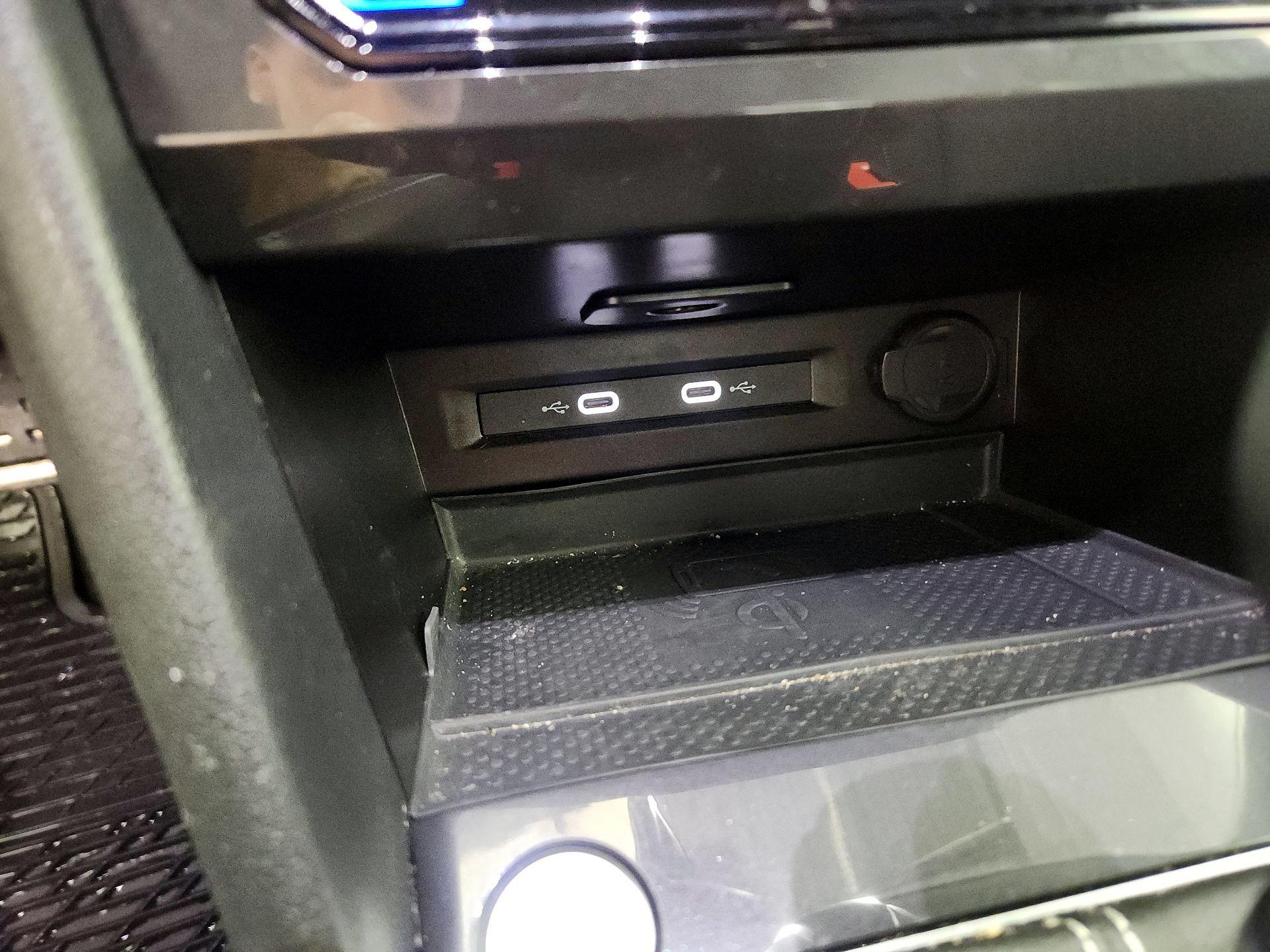 Thumbnail: 2024 Volkswagen Tiguan - 18