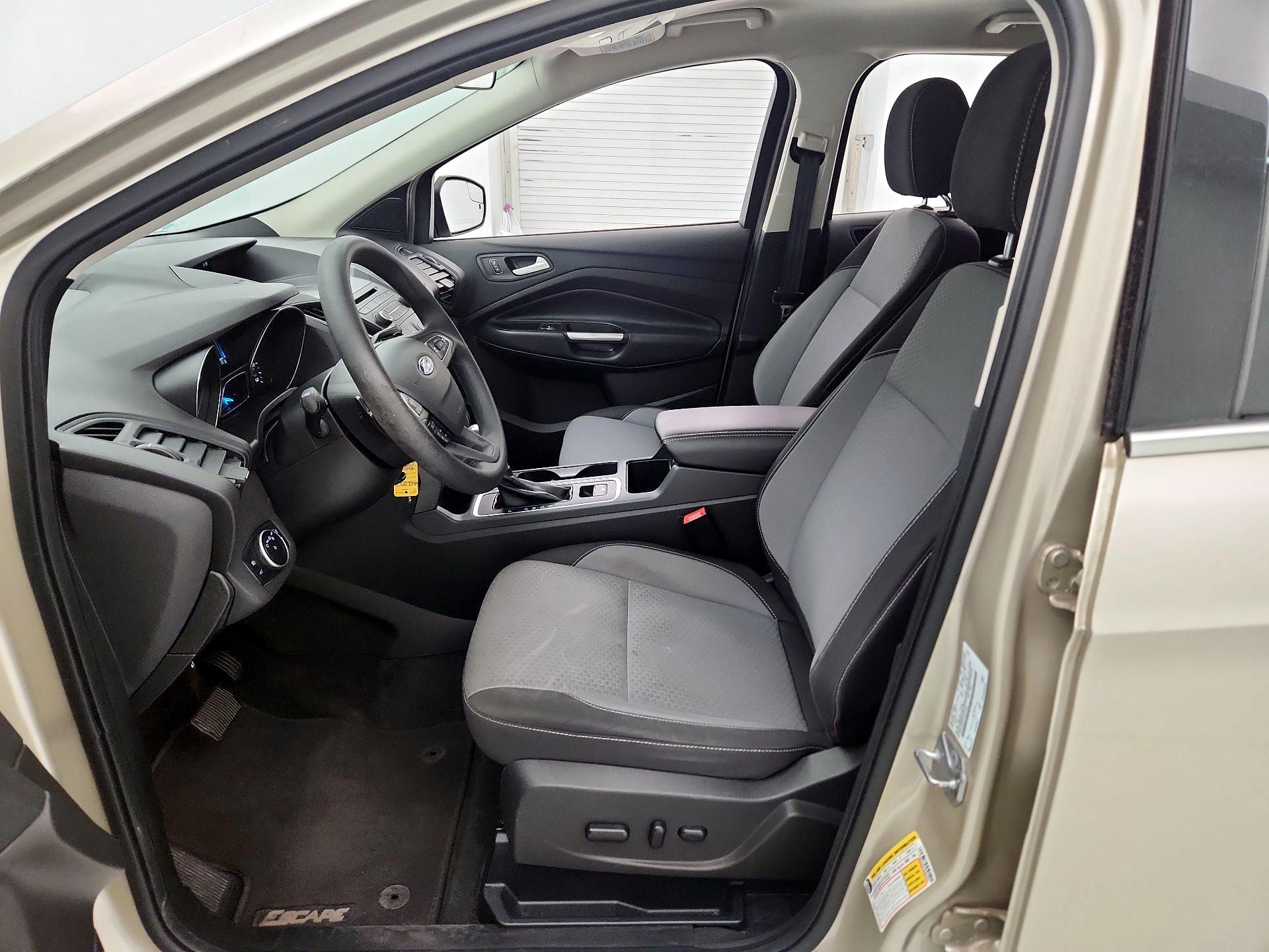 Thumbnail: 2017 Ford Escape - 11