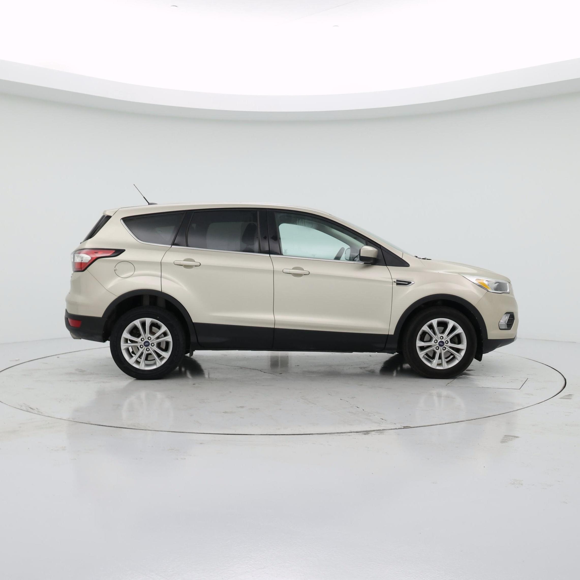 Thumbnail: 2017 Ford Escape - 7