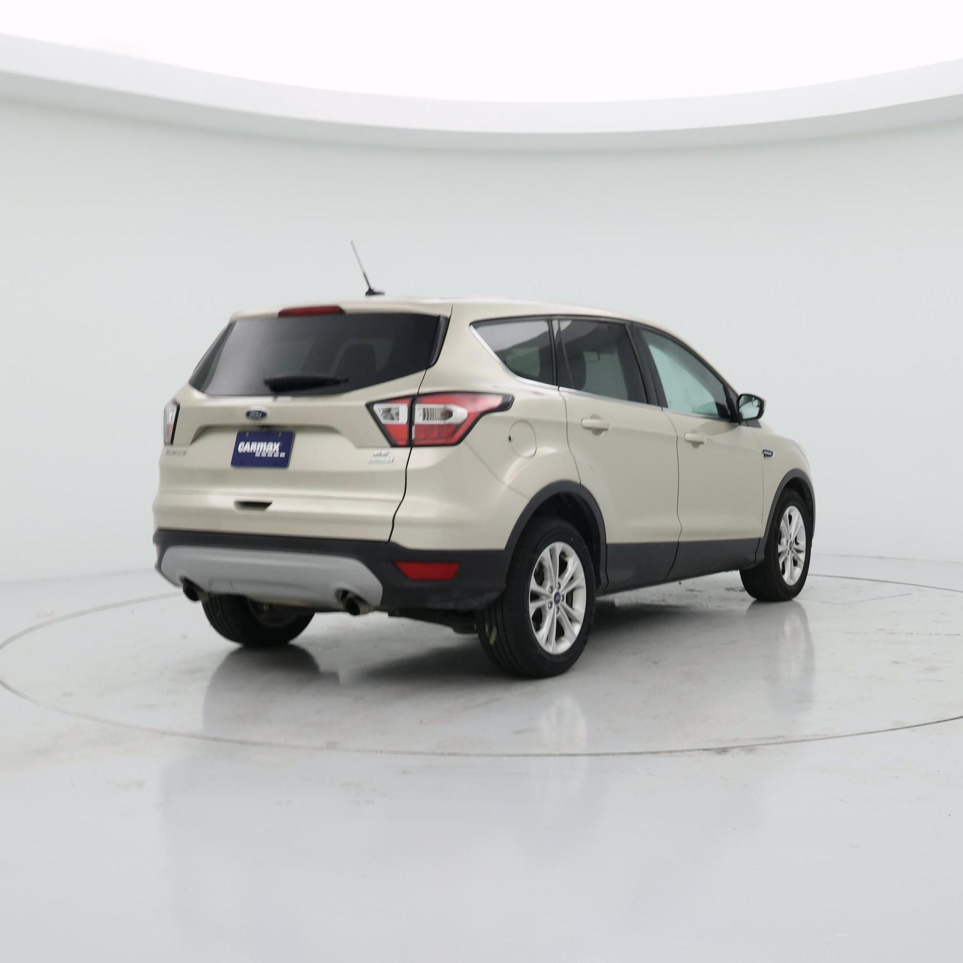 Thumbnail: 2017 Ford Escape - 8