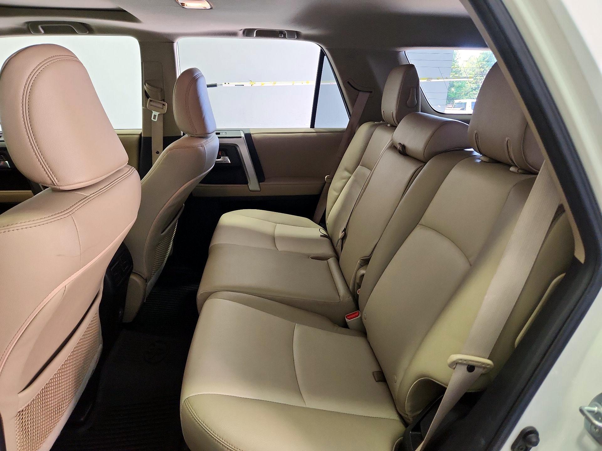 Thumbnail: 2021 Toyota 4Runner - 20