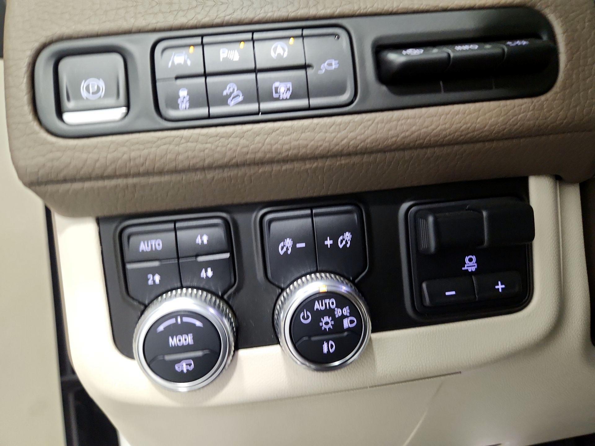 Thumbnail: 2022 GMC Yukon - 13