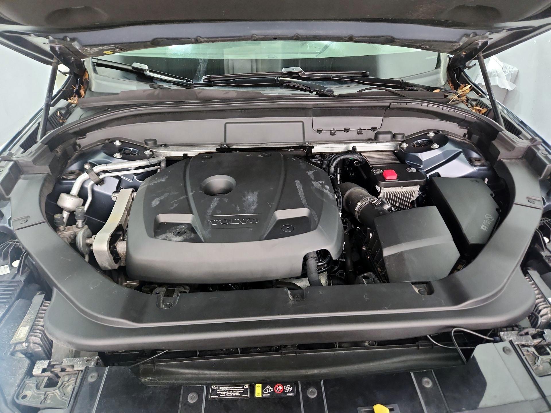 Thumbnail: 2020 Volvo XC60 - 19