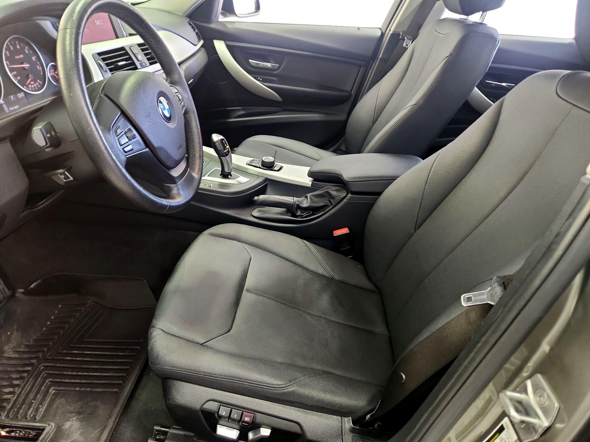 Thumbnail: 2018 BMW 3 Series - 11