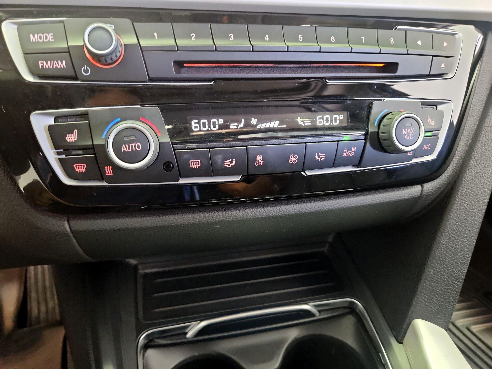 Thumbnail: 2018 BMW 3 Series - 16