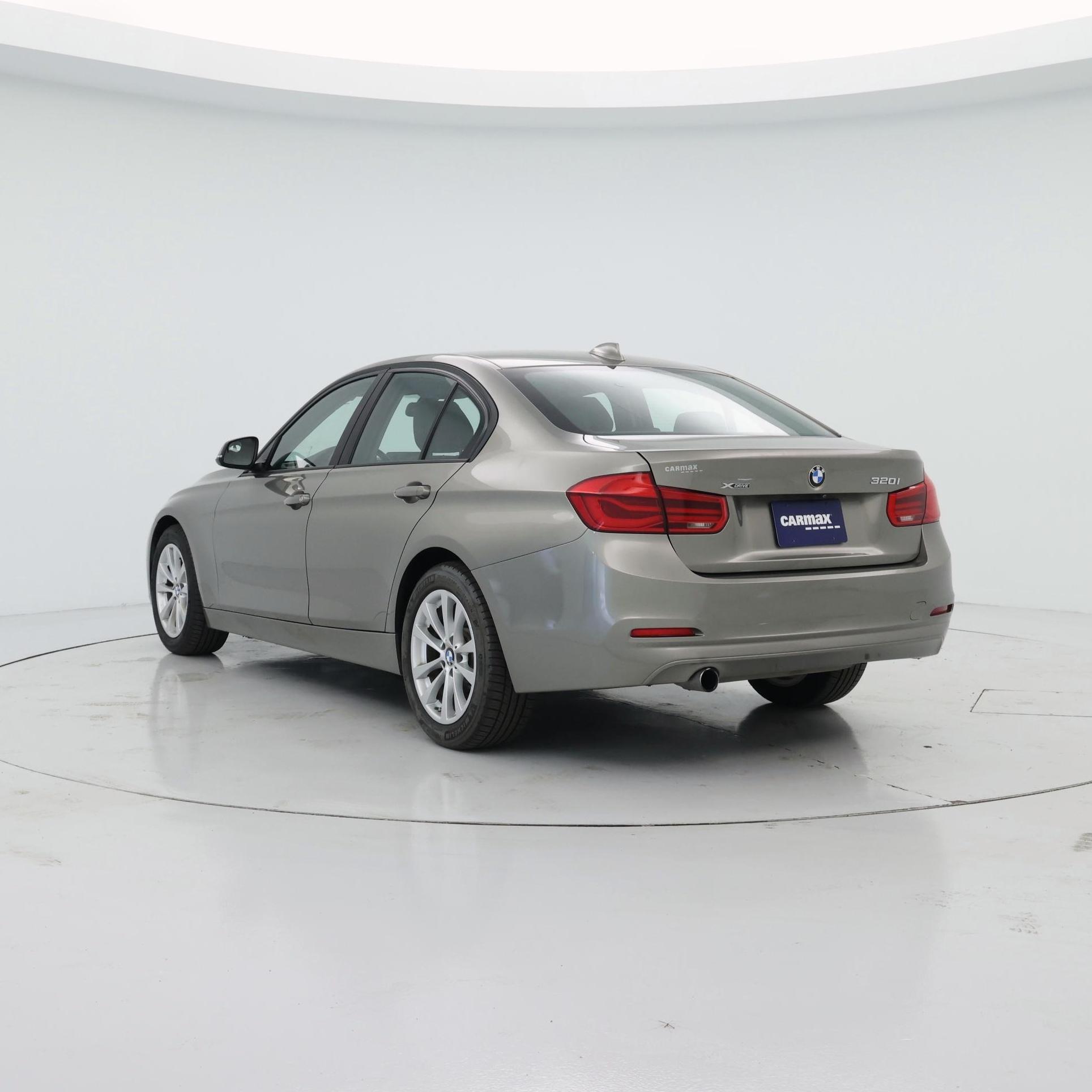 Thumbnail: 2018 BMW 3 Series - 2