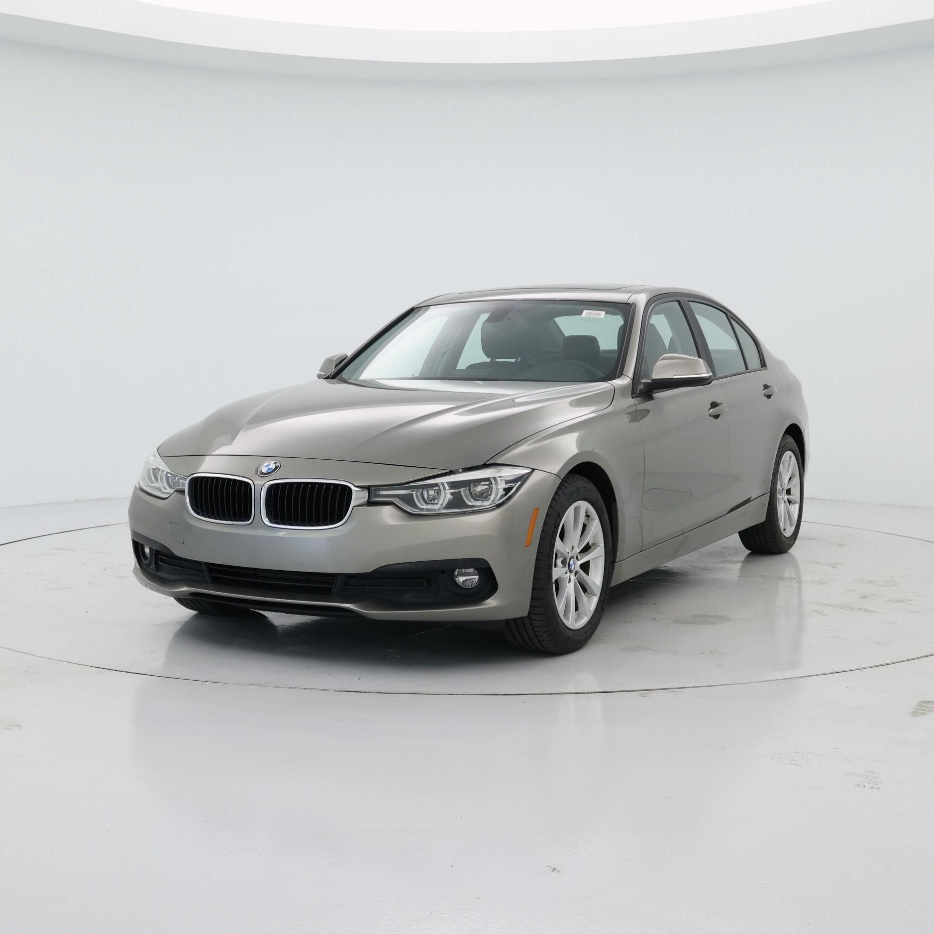 Thumbnail: 2018 BMW 3 Series - 4