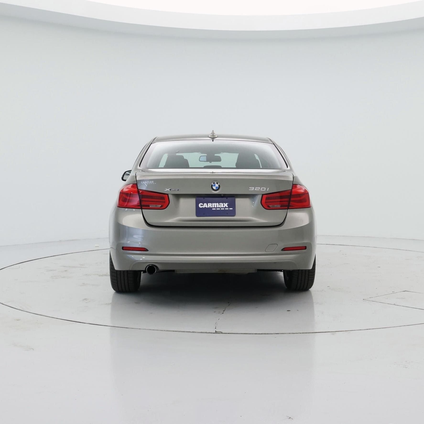 Thumbnail: 2018 BMW 3 Series - 6