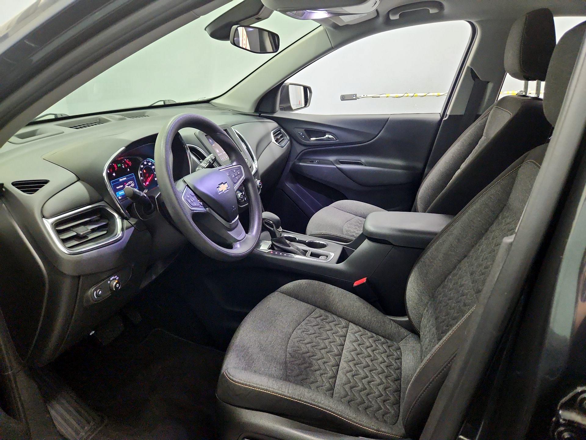 Thumbnail: 2022 Chevrolet Equinox - 11