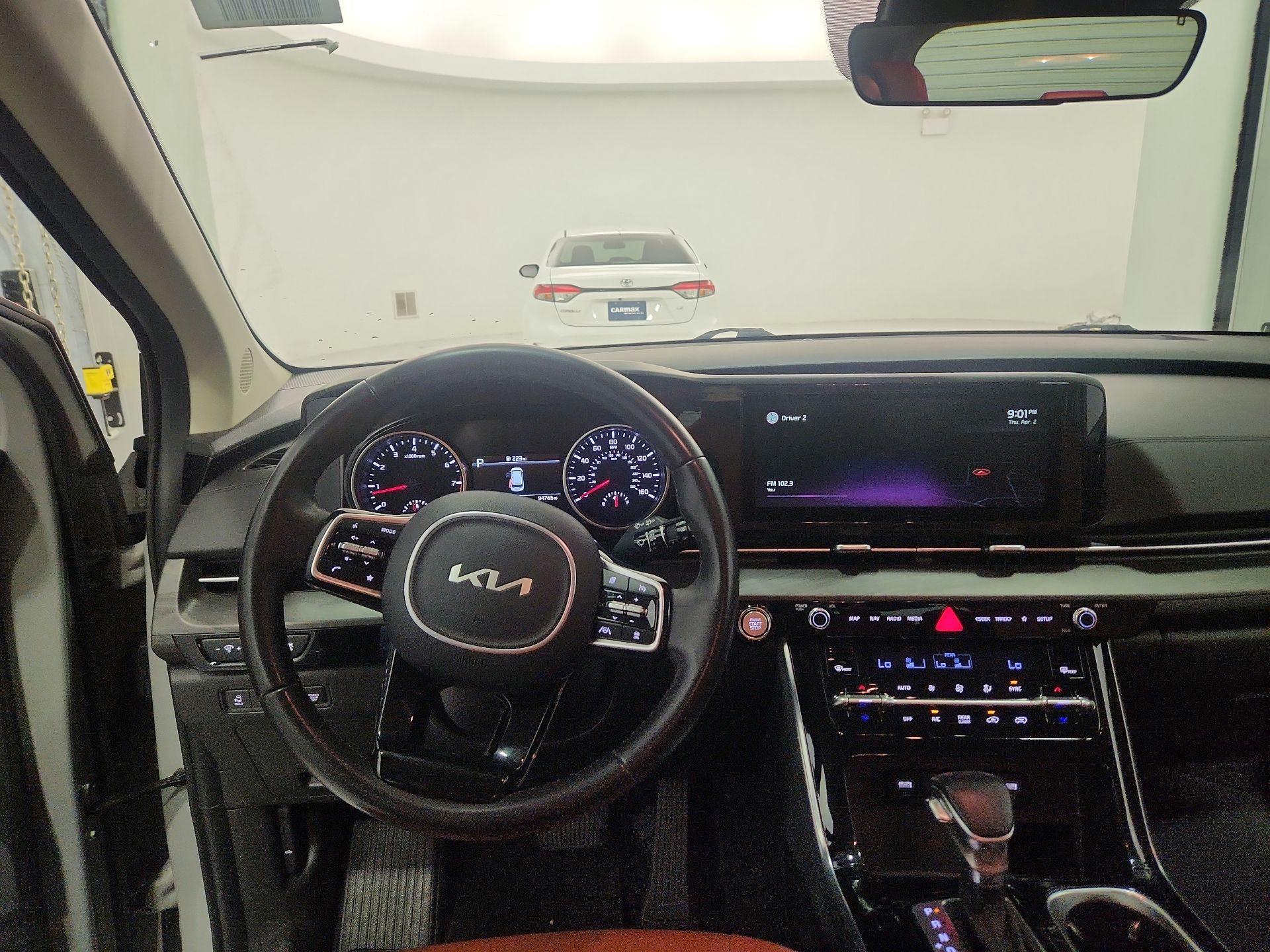 Thumbnail: 2022 Kia Carnival - 10