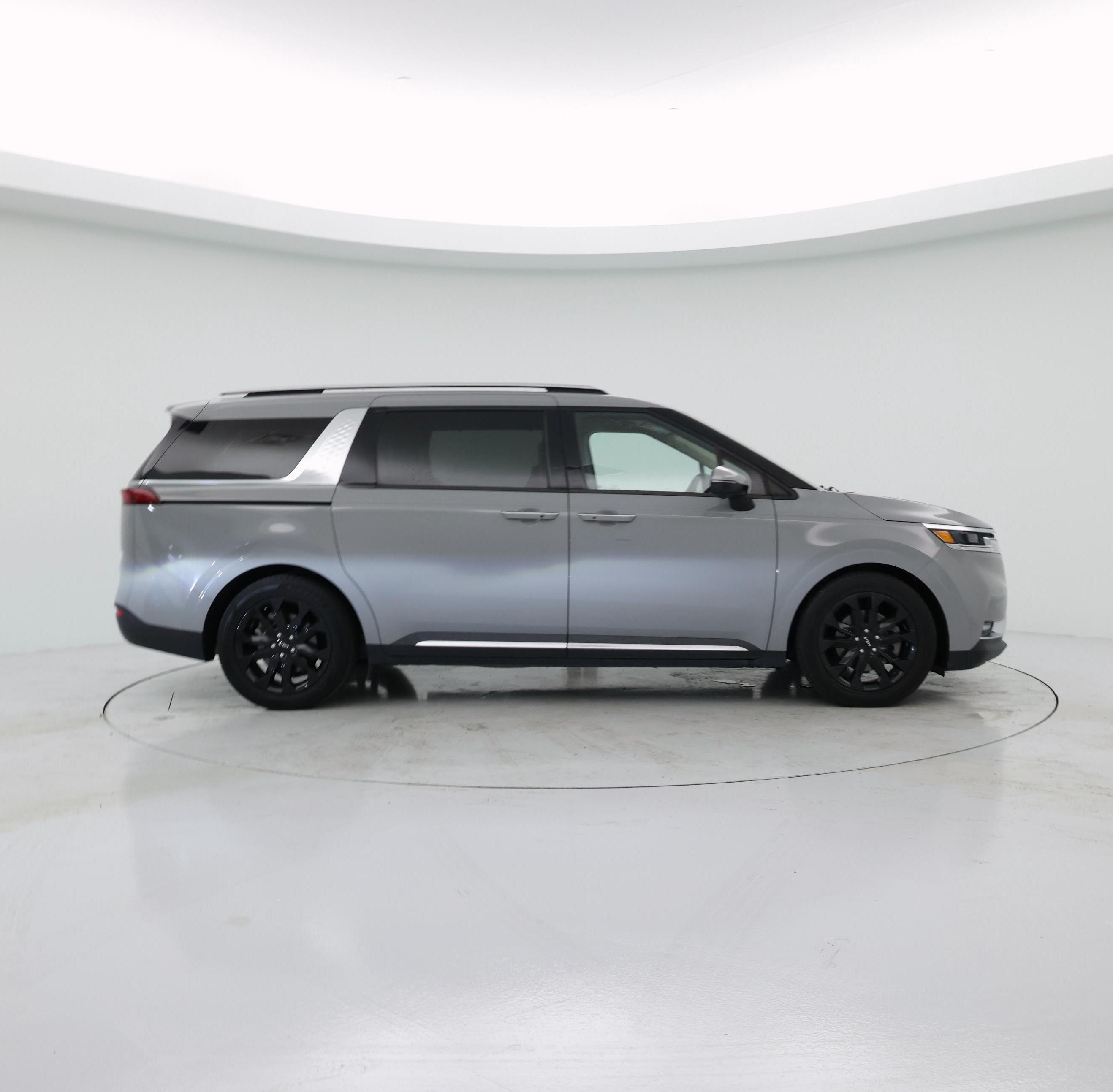 Thumbnail: 2022 Kia Carnival - 7