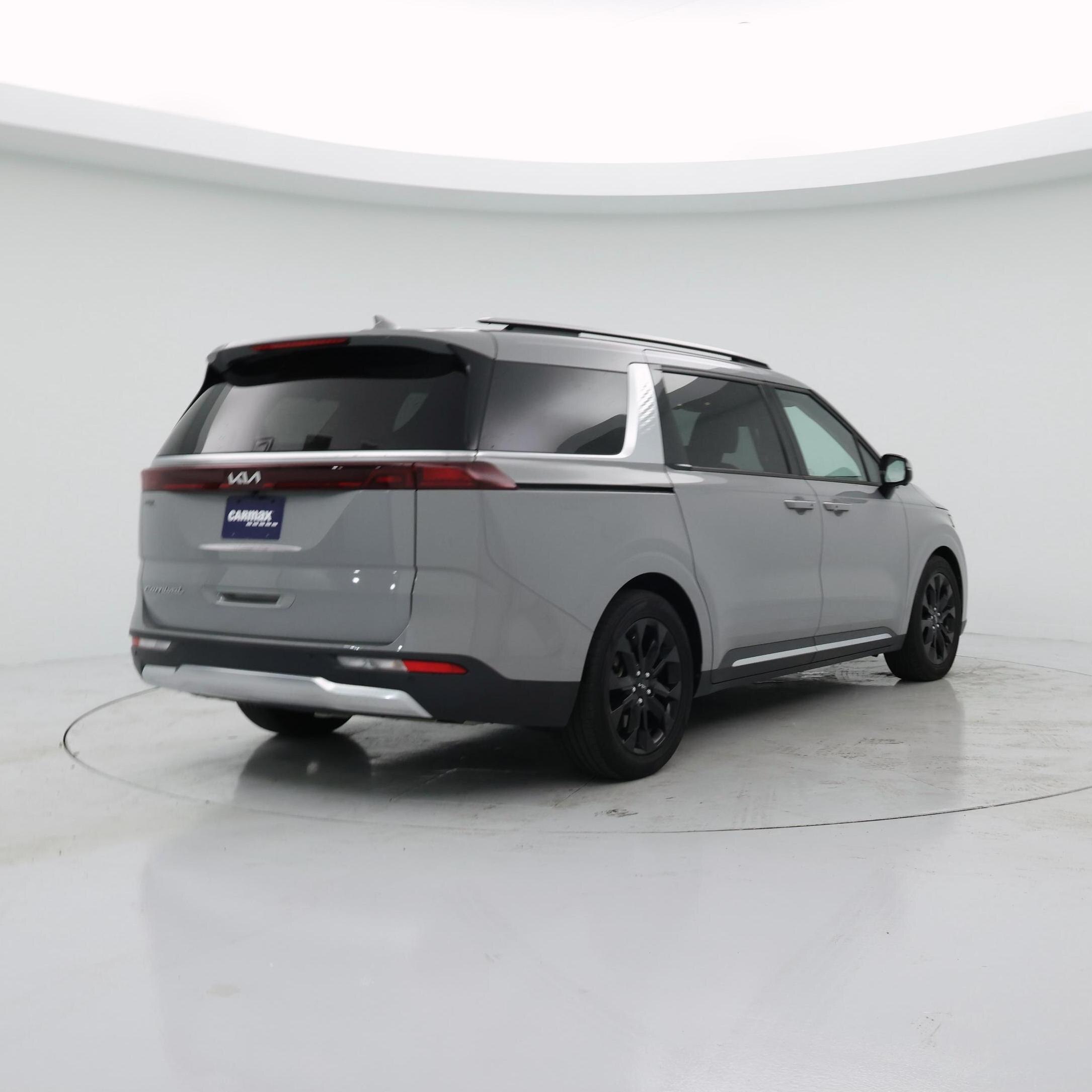 Thumbnail: 2022 Kia Carnival - 8