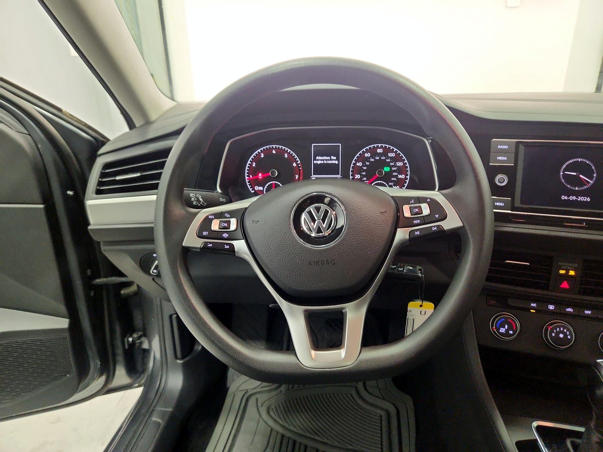 Thumbnail: 2021 Volkswagen Jetta - 10