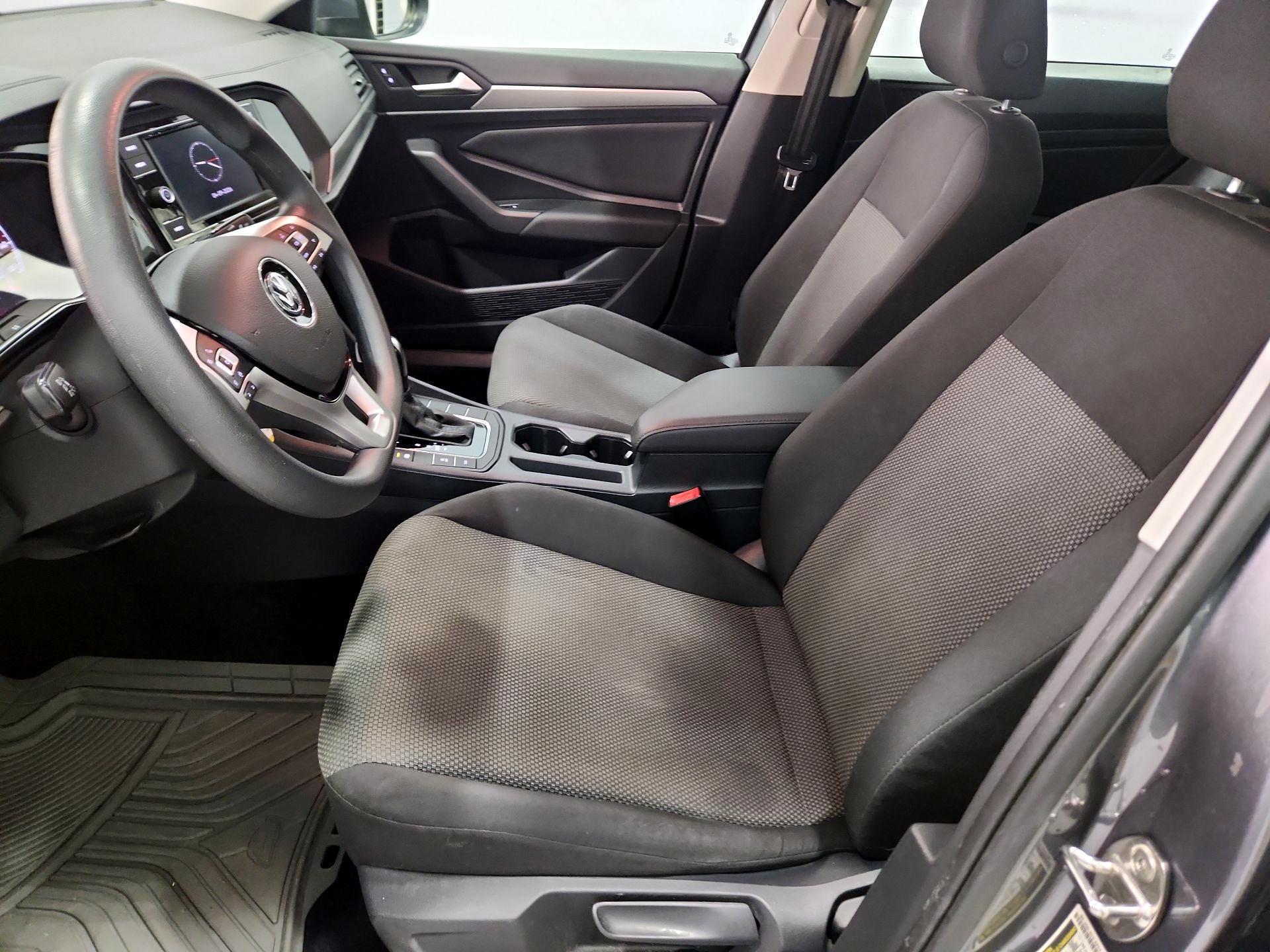 Thumbnail: 2021 Volkswagen Jetta - 11