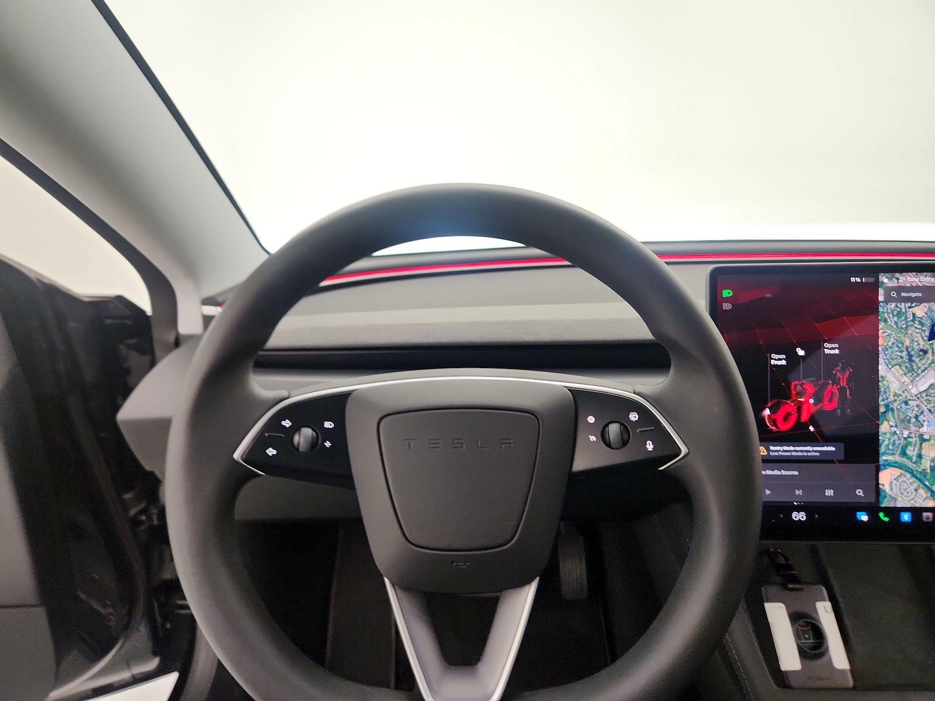 Thumbnail: 2025 Tesla Model 3 - 10