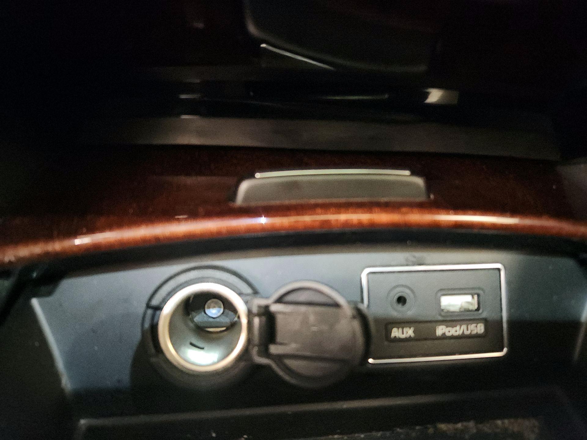 Thumbnail: 2015 Kia K900 - 19