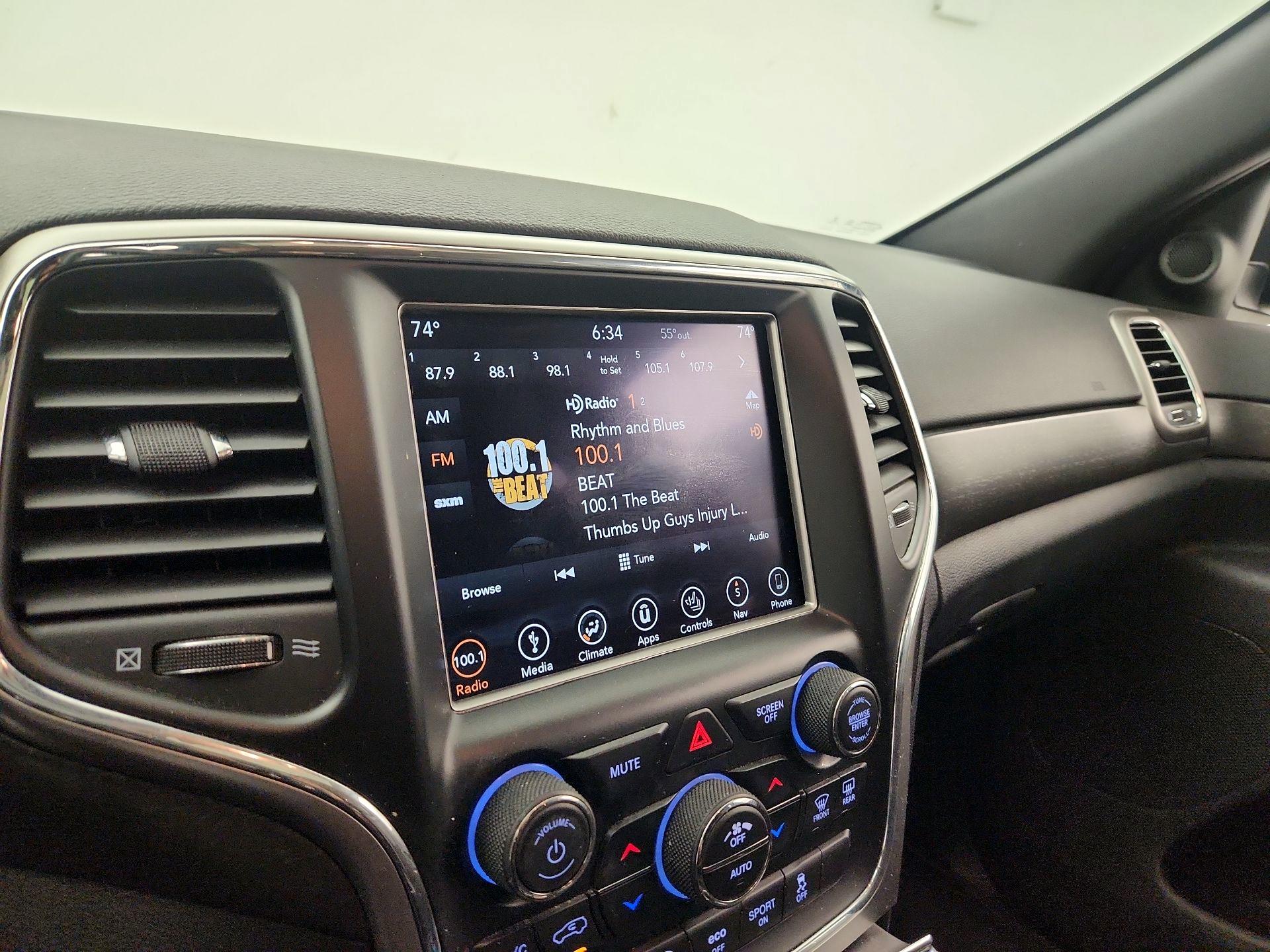 Thumbnail: 2018 Jeep Grand Cherokee - 16