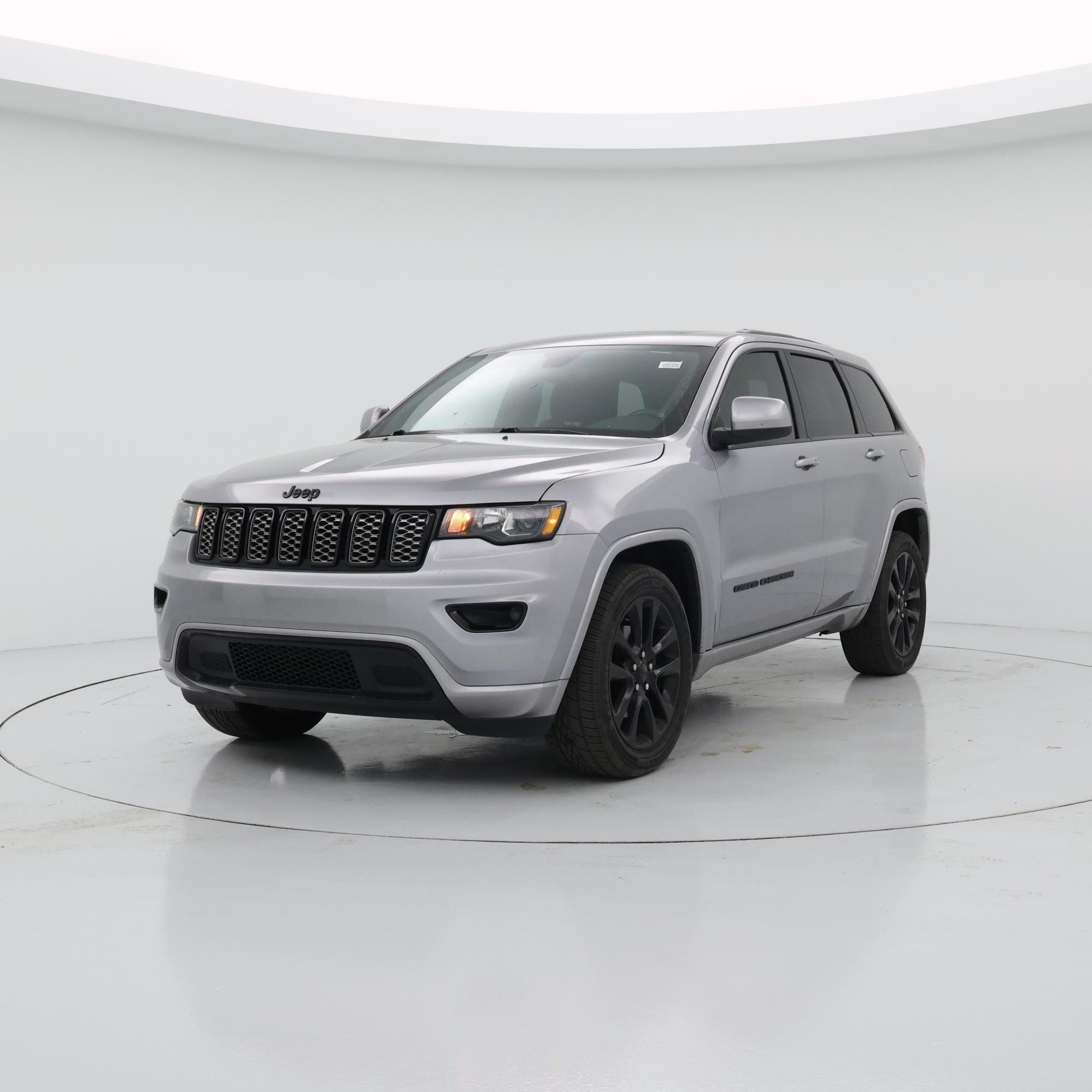 Thumbnail: 2018 Jeep Grand Cherokee - 4