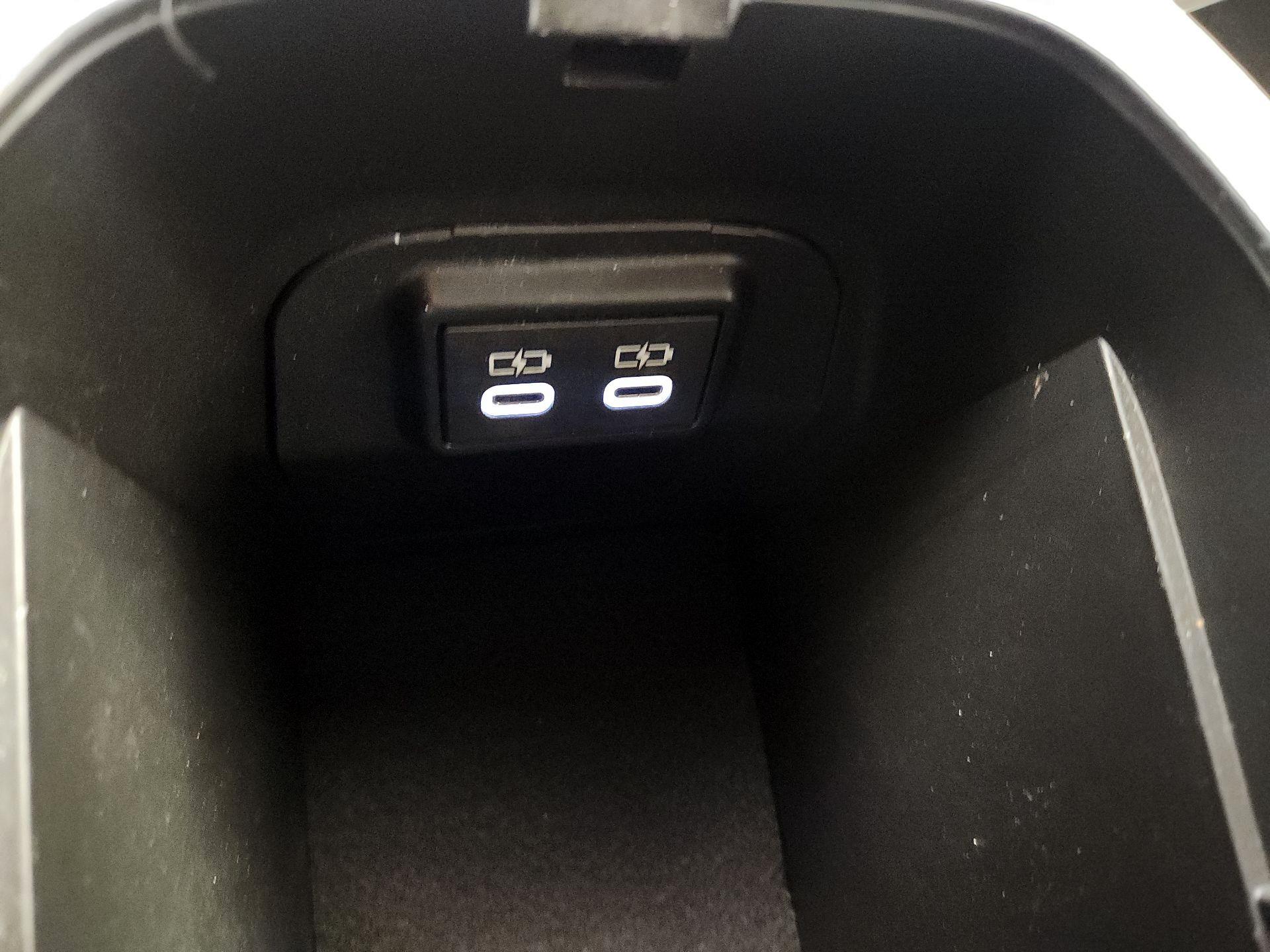 Thumbnail: 2023 Toyota RAV4 - 19