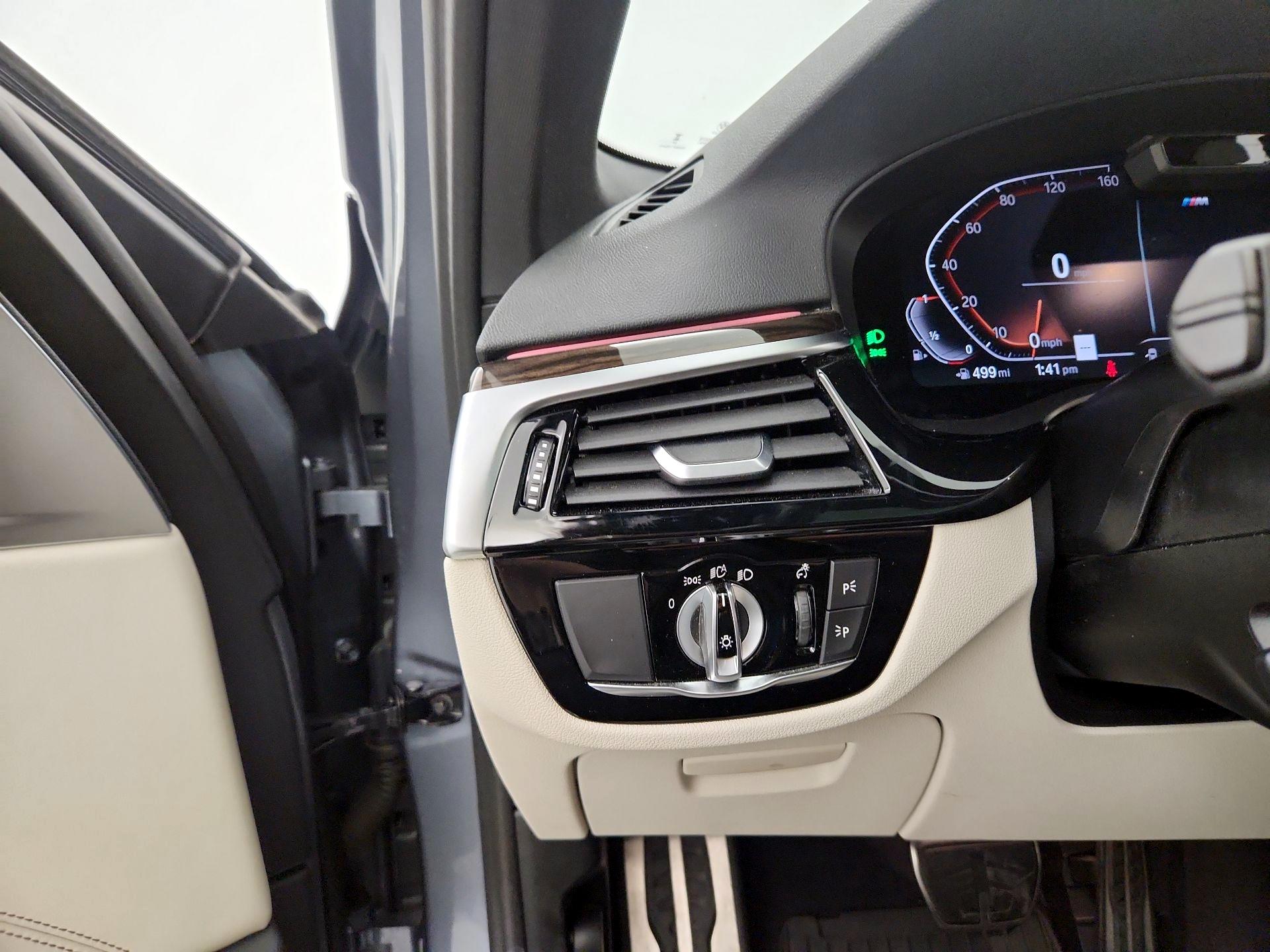 Thumbnail: 2022 BMW 5 Series - 13