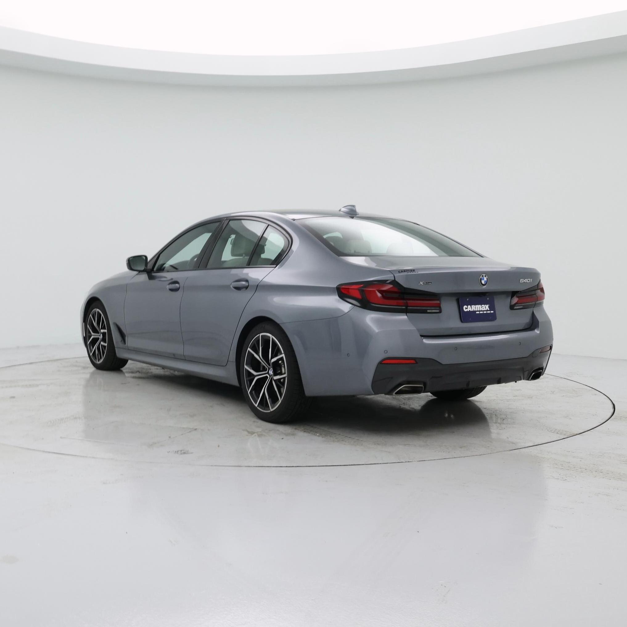 Thumbnail: 2022 BMW 5 Series - 2