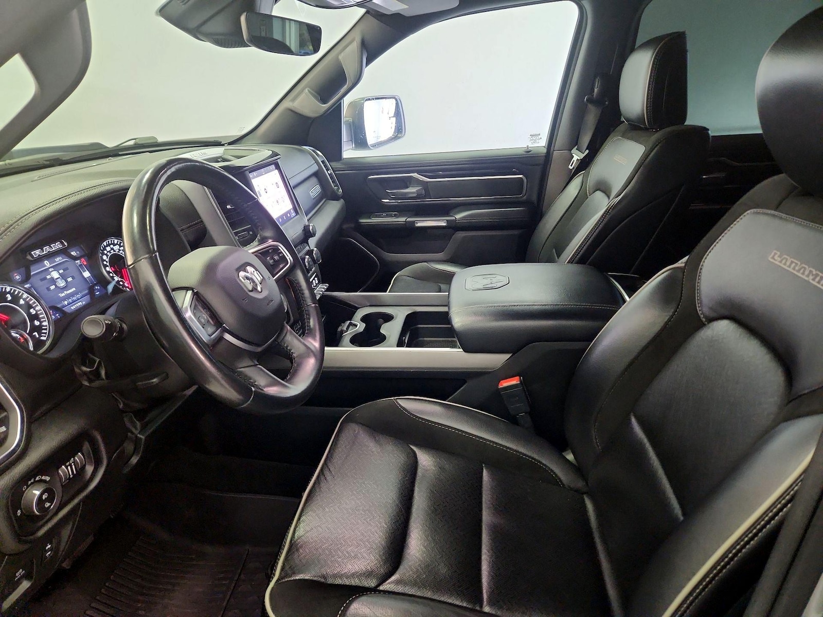 2022 RAM Ram 1500 Pickup Laramie - Photo 12