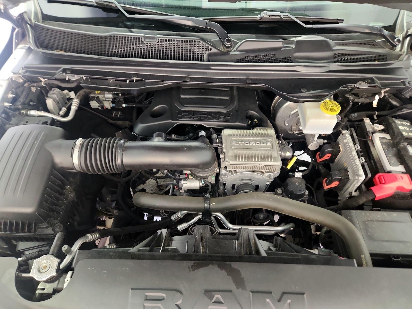 2022 RAM Ram 1500 Pickup Laramie - Photo 23