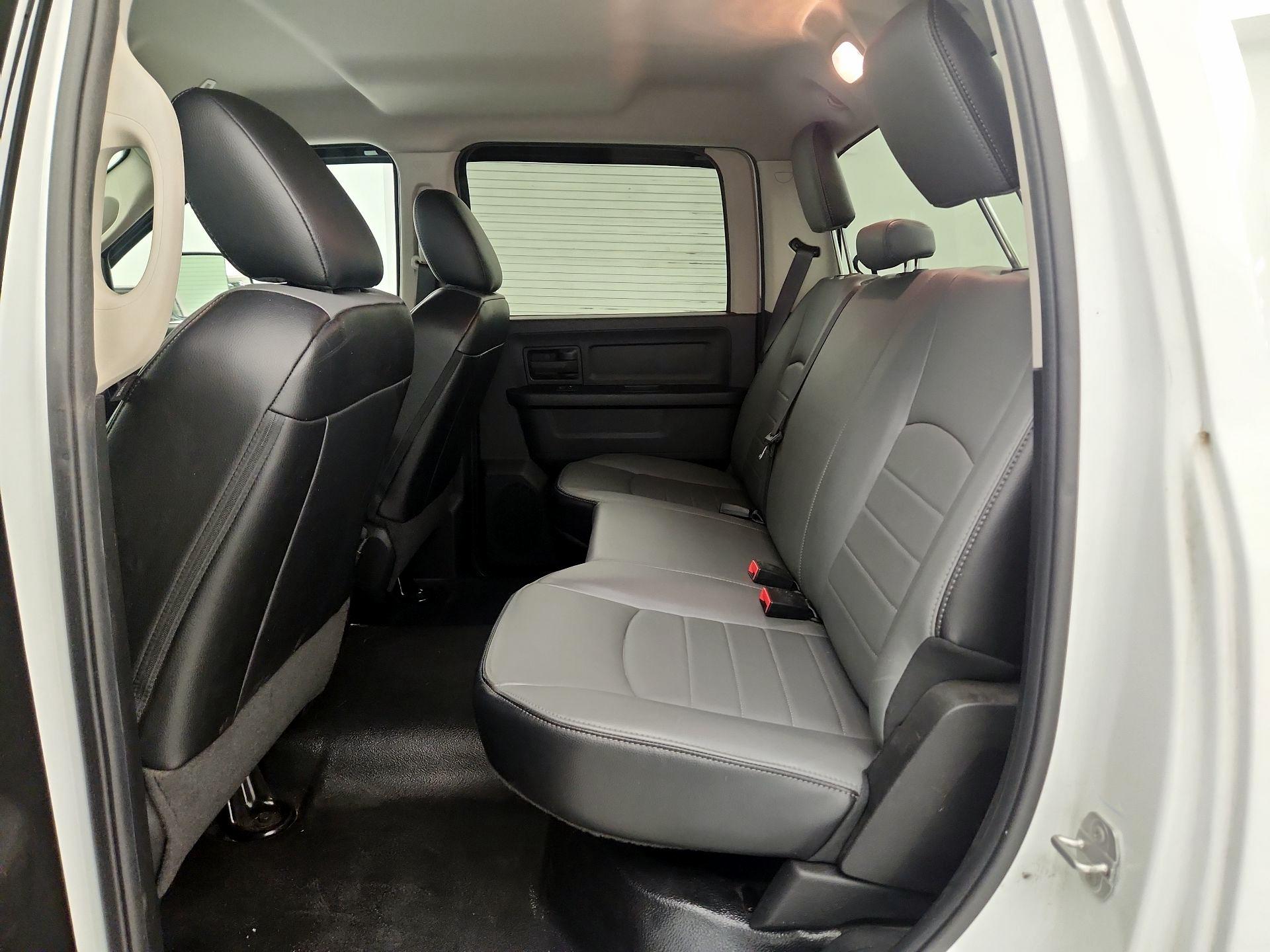 Thumbnail: 2023 RAM 1500 Classic - 16