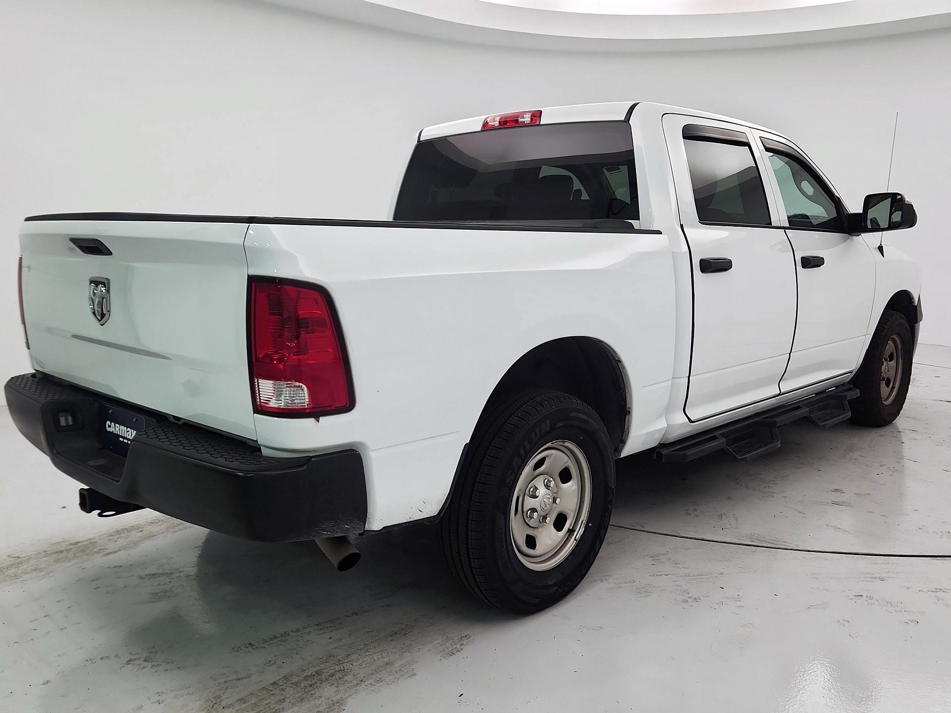 Thumbnail: 2023 RAM 1500 Classic - 5