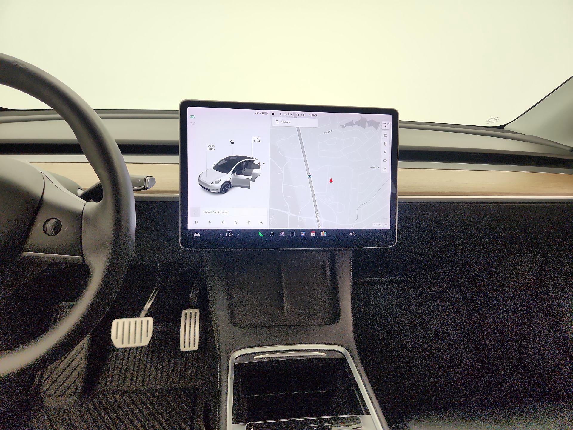Thumbnail: 2022 Tesla Model Y - 9
