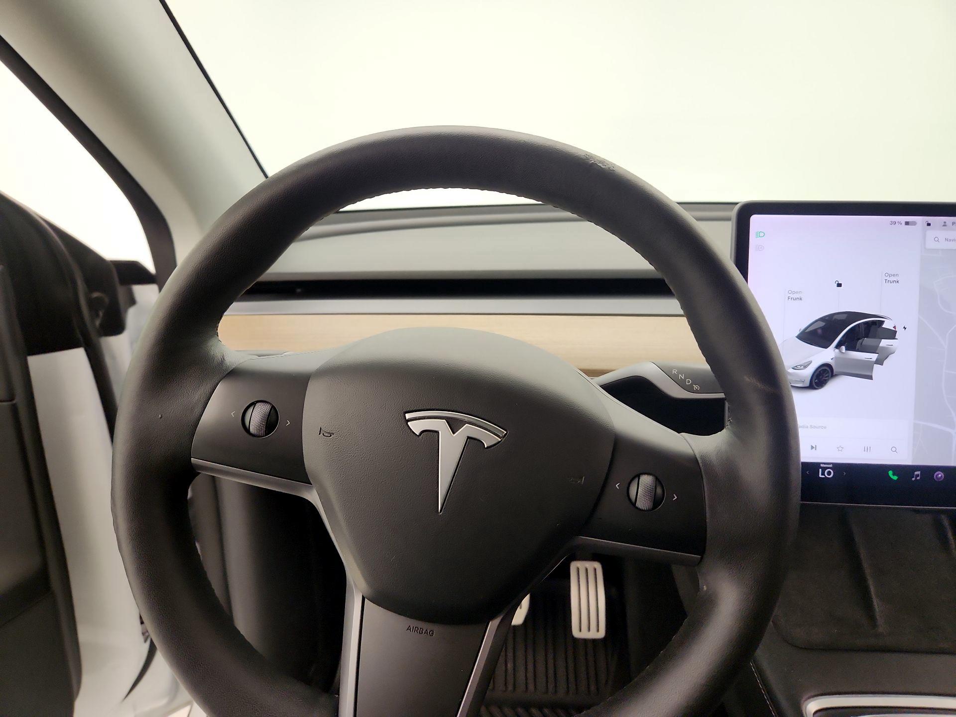 Thumbnail: 2022 Tesla Model Y - 10