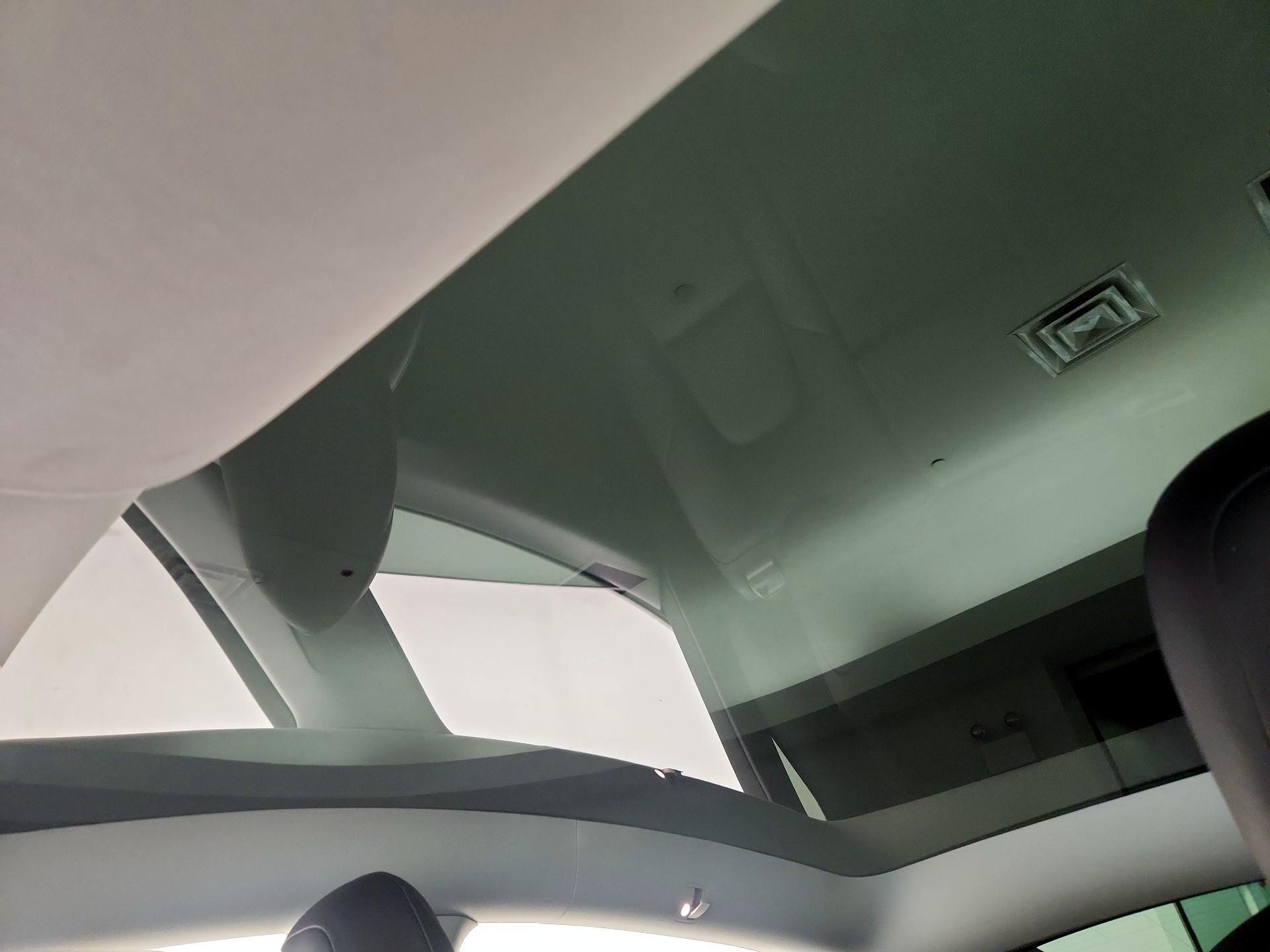 Thumbnail: 2022 Tesla Model Y - 20
