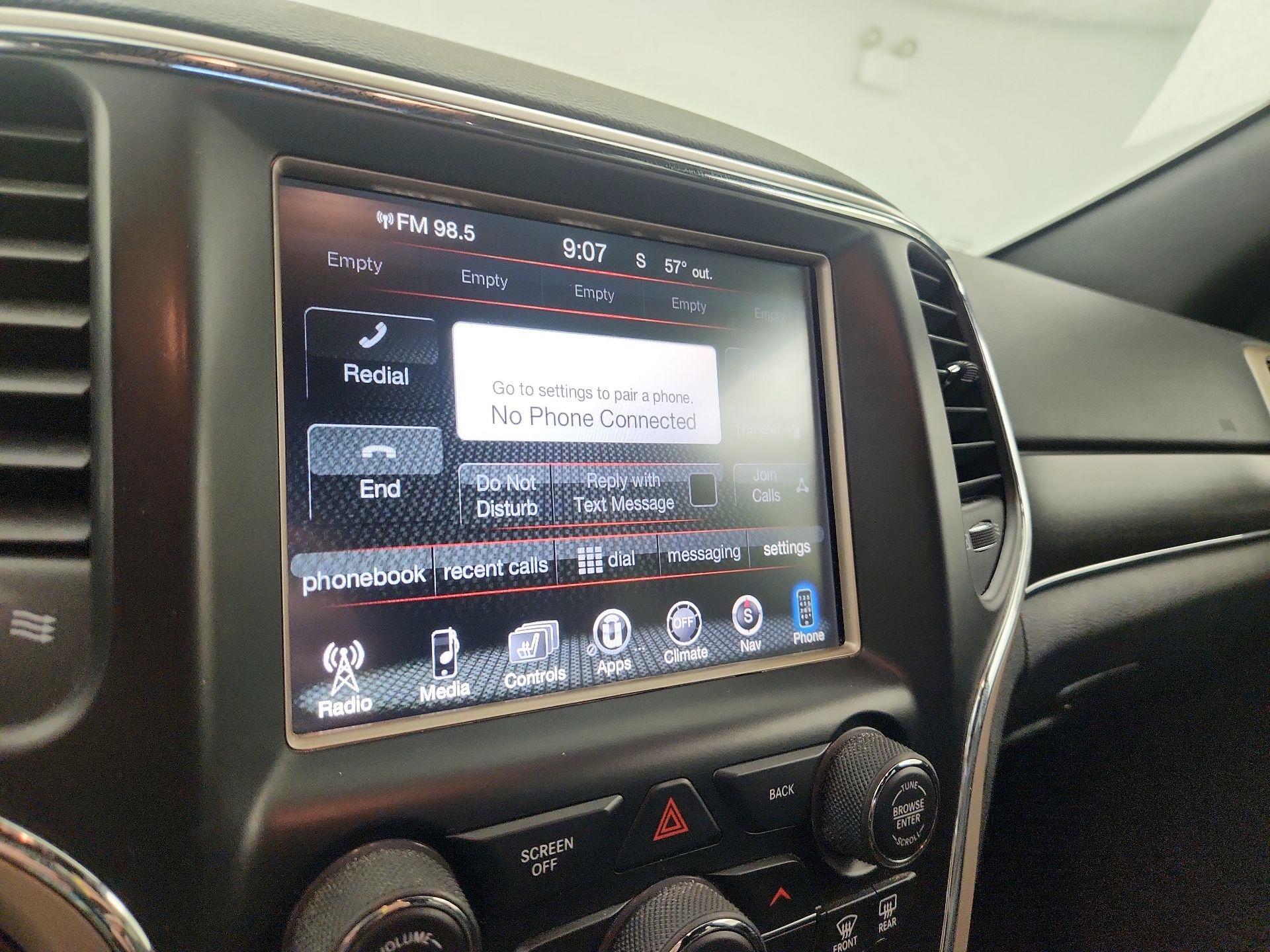 Thumbnail: 2016 Jeep Grand Cherokee - 13