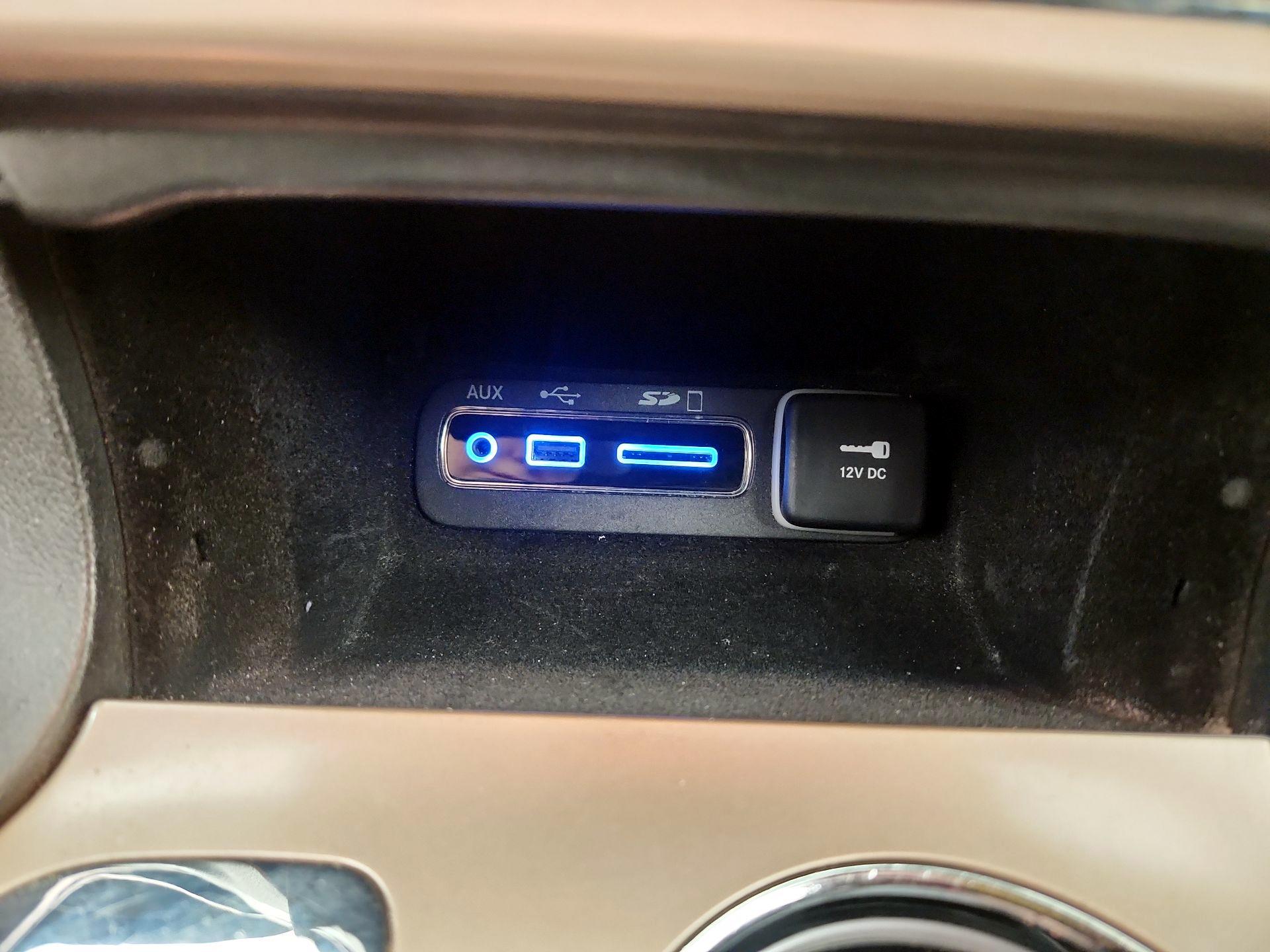 Thumbnail: 2016 Jeep Grand Cherokee - 16