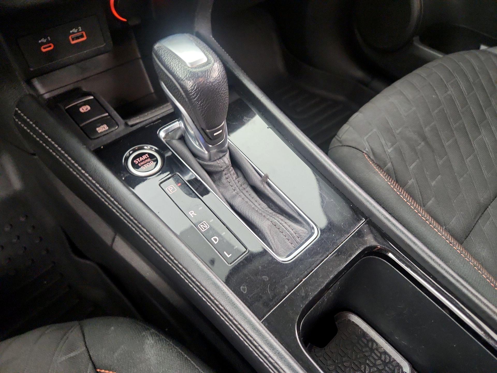 Thumbnail: 2021 Nissan Kicks - 18