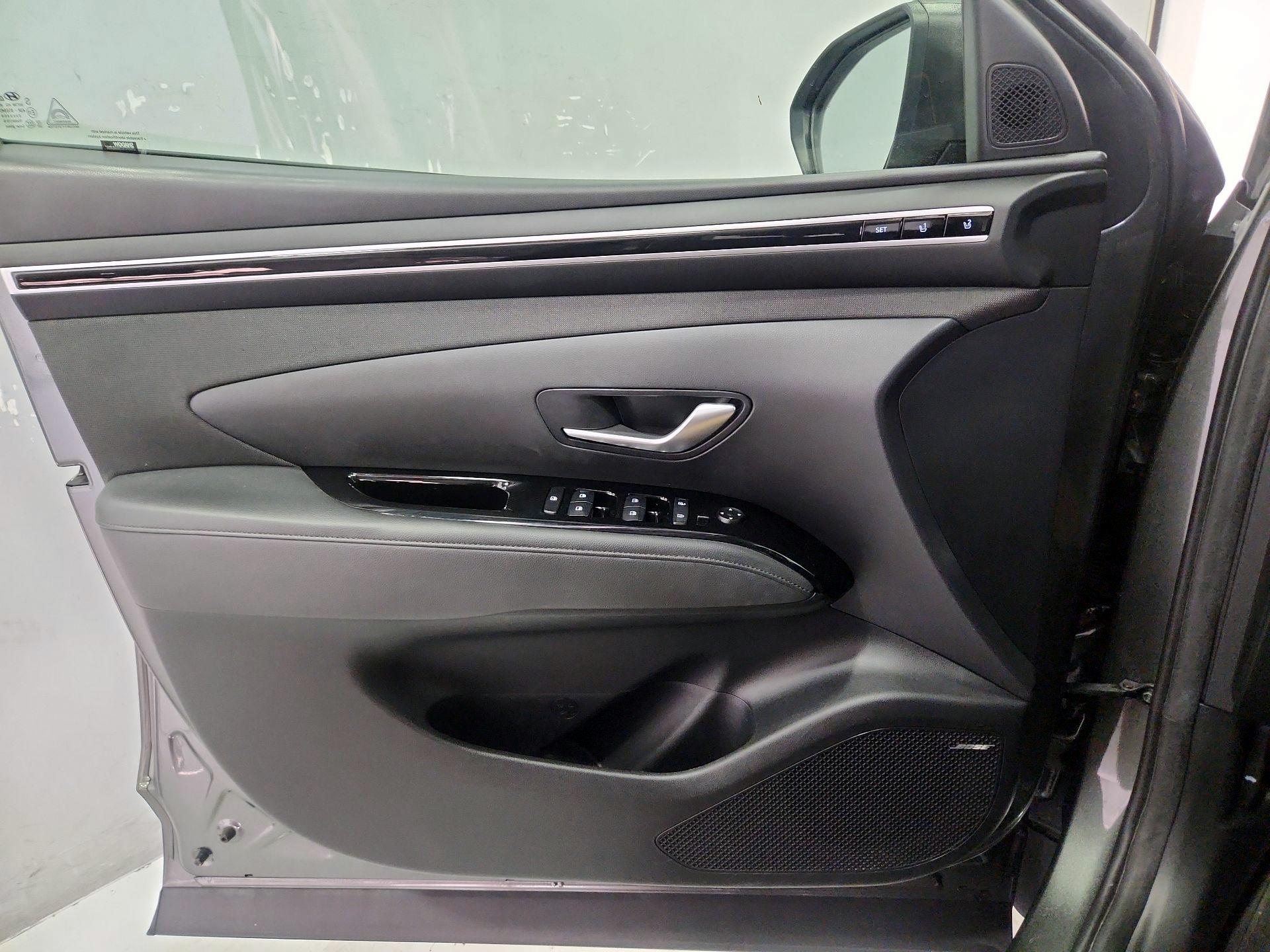 Thumbnail: 2022 Hyundai Tucson - 12