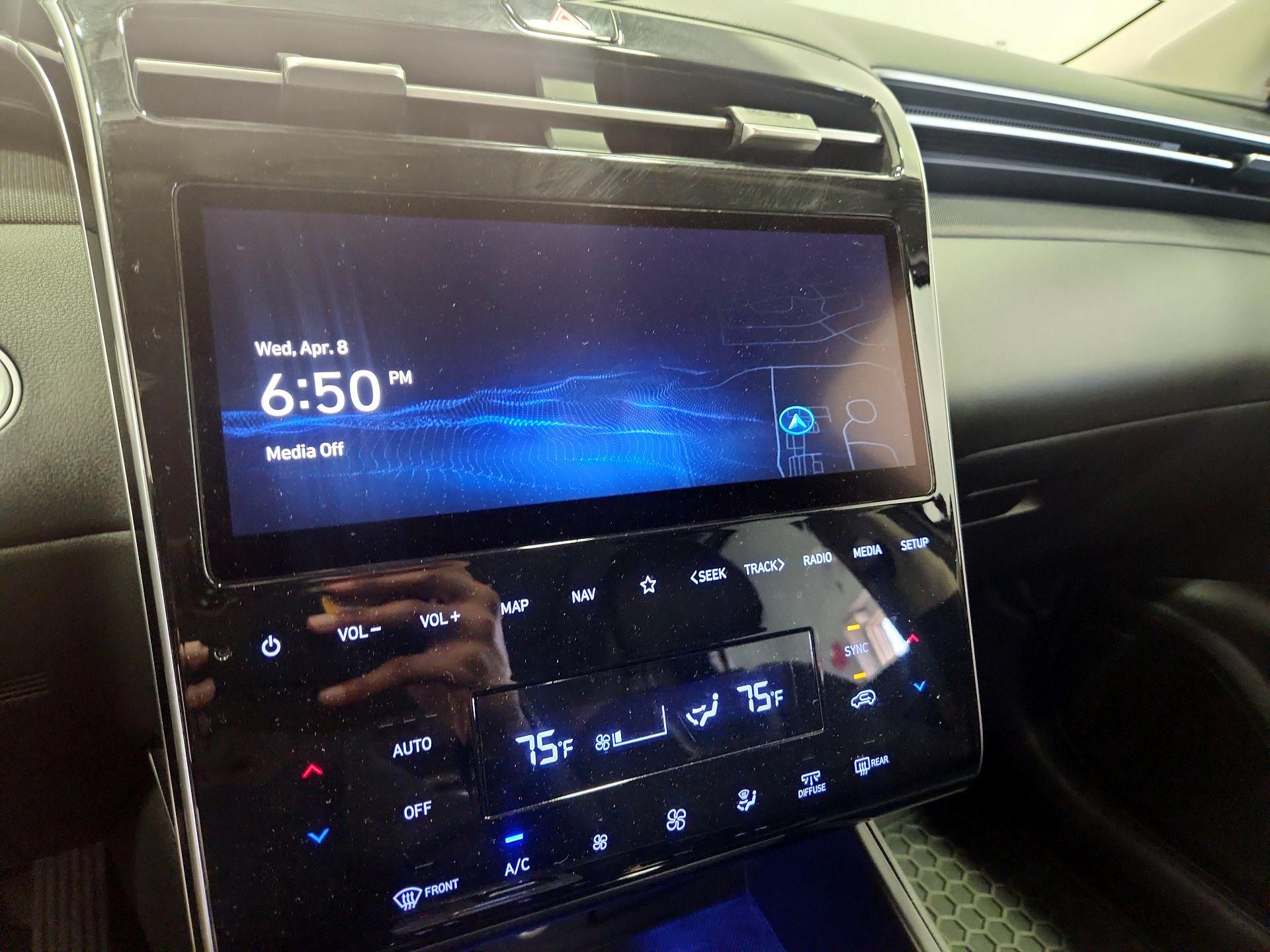 Thumbnail: 2022 Hyundai Tucson - 15