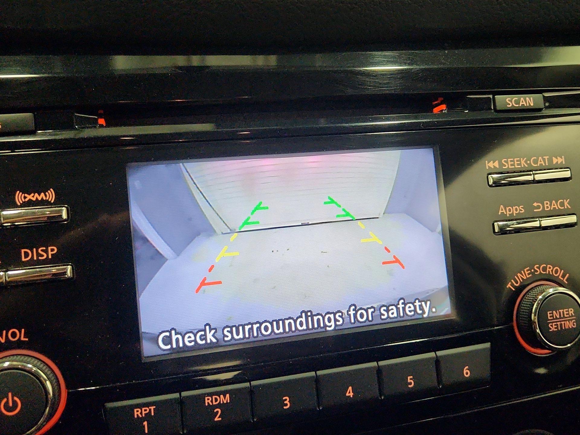 Thumbnail: 2016 Nissan Rogue - 14