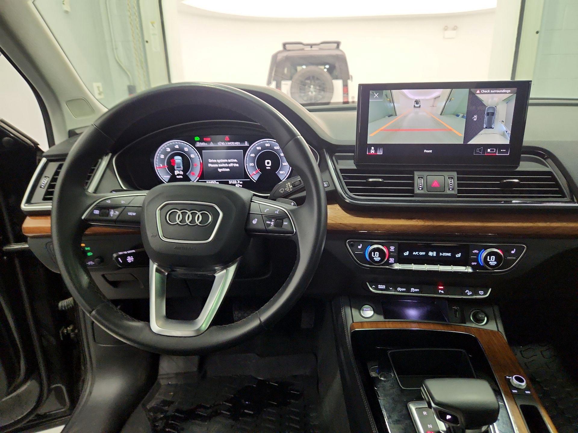 Thumbnail: 2022 Audi Q5 - 9