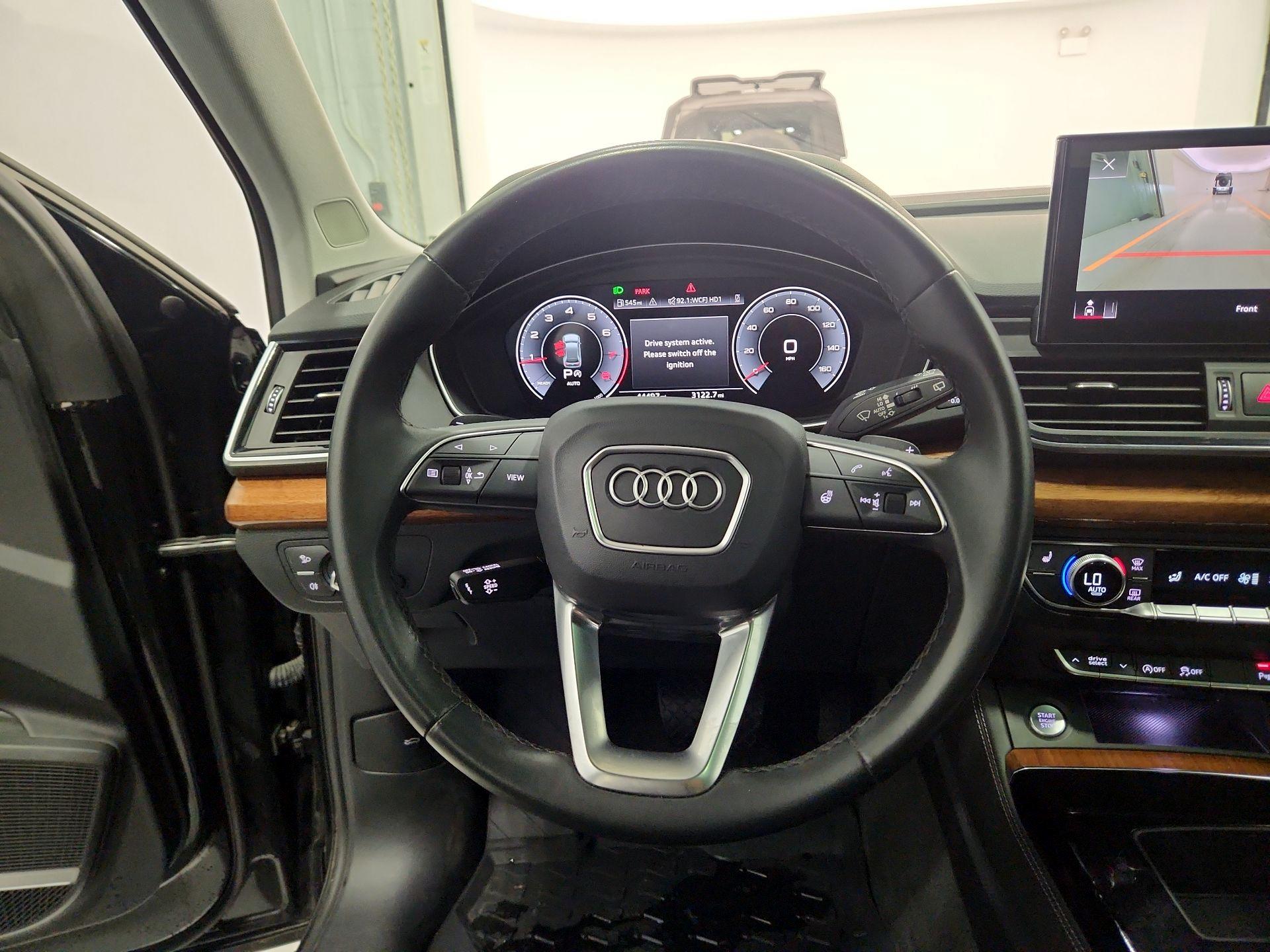 Thumbnail: 2022 Audi Q5 - 10