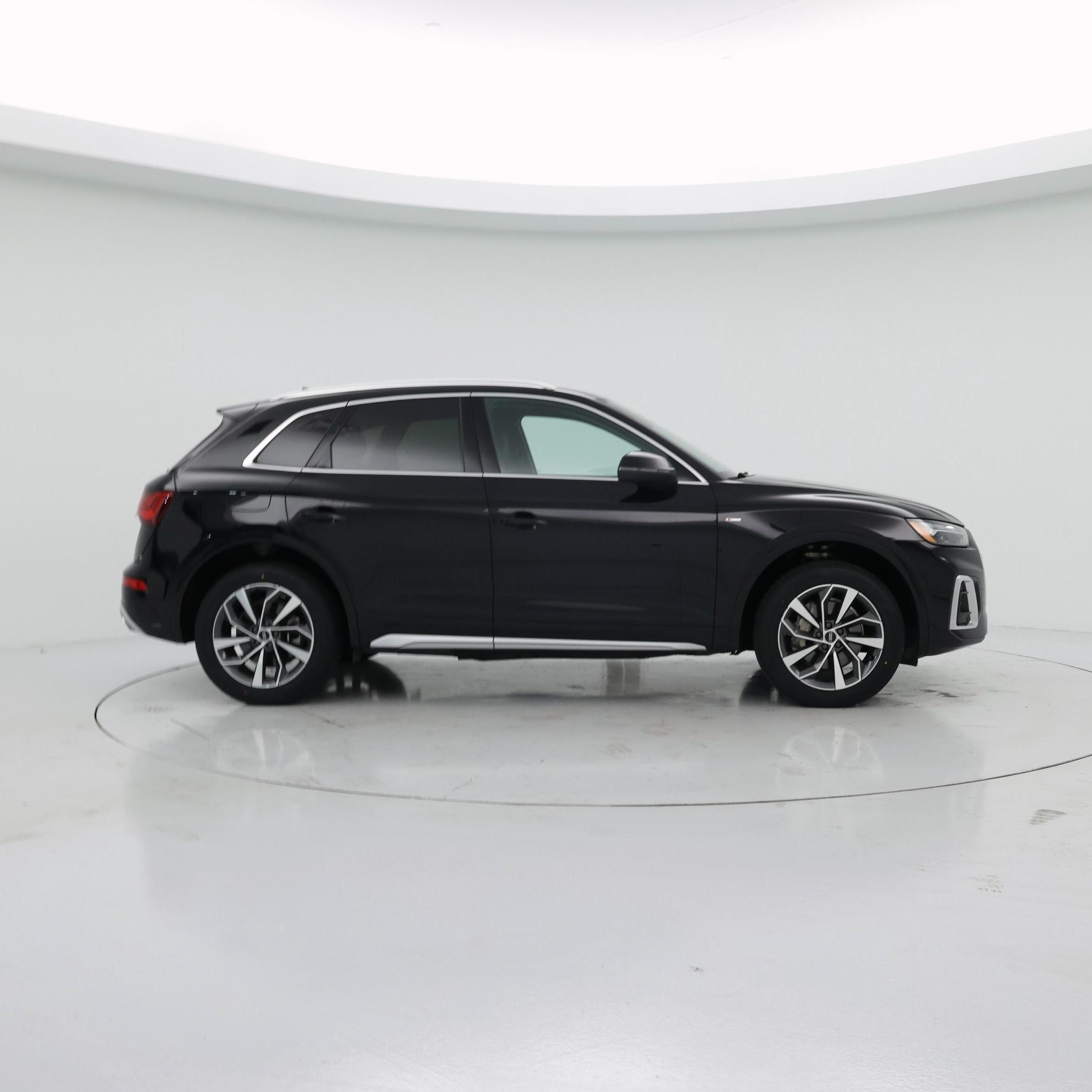 Thumbnail: 2022 Audi Q5 - 7
