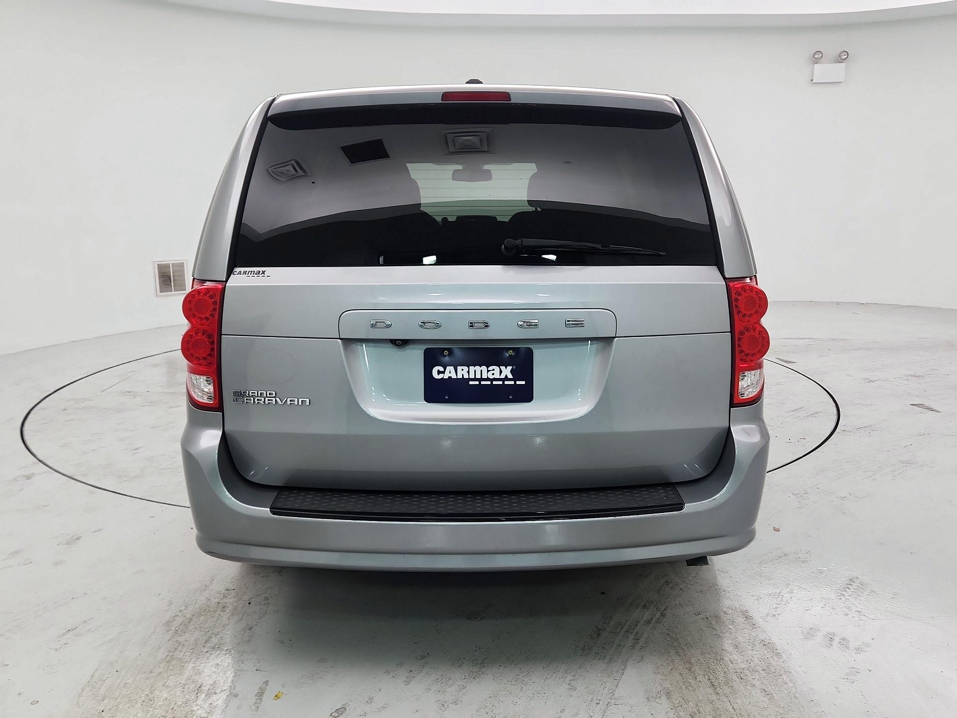 Thumbnail: 2019 Dodge Grand Caravan - 6