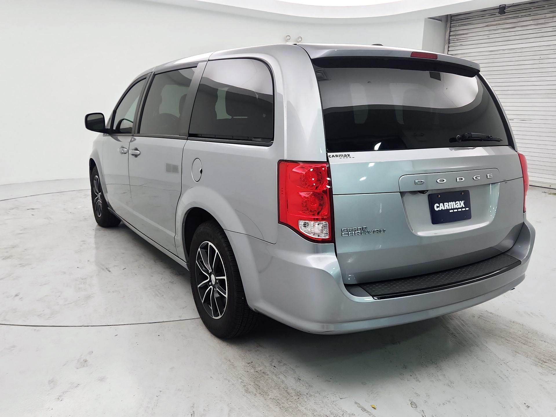 Thumbnail: 2019 Dodge Grand Caravan - 7