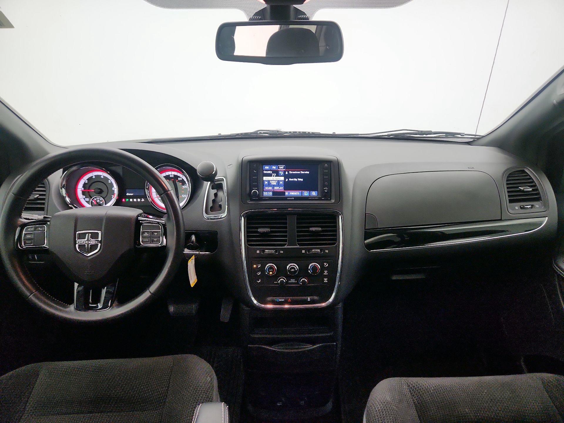 Thumbnail: 2019 Dodge Grand Caravan - 8