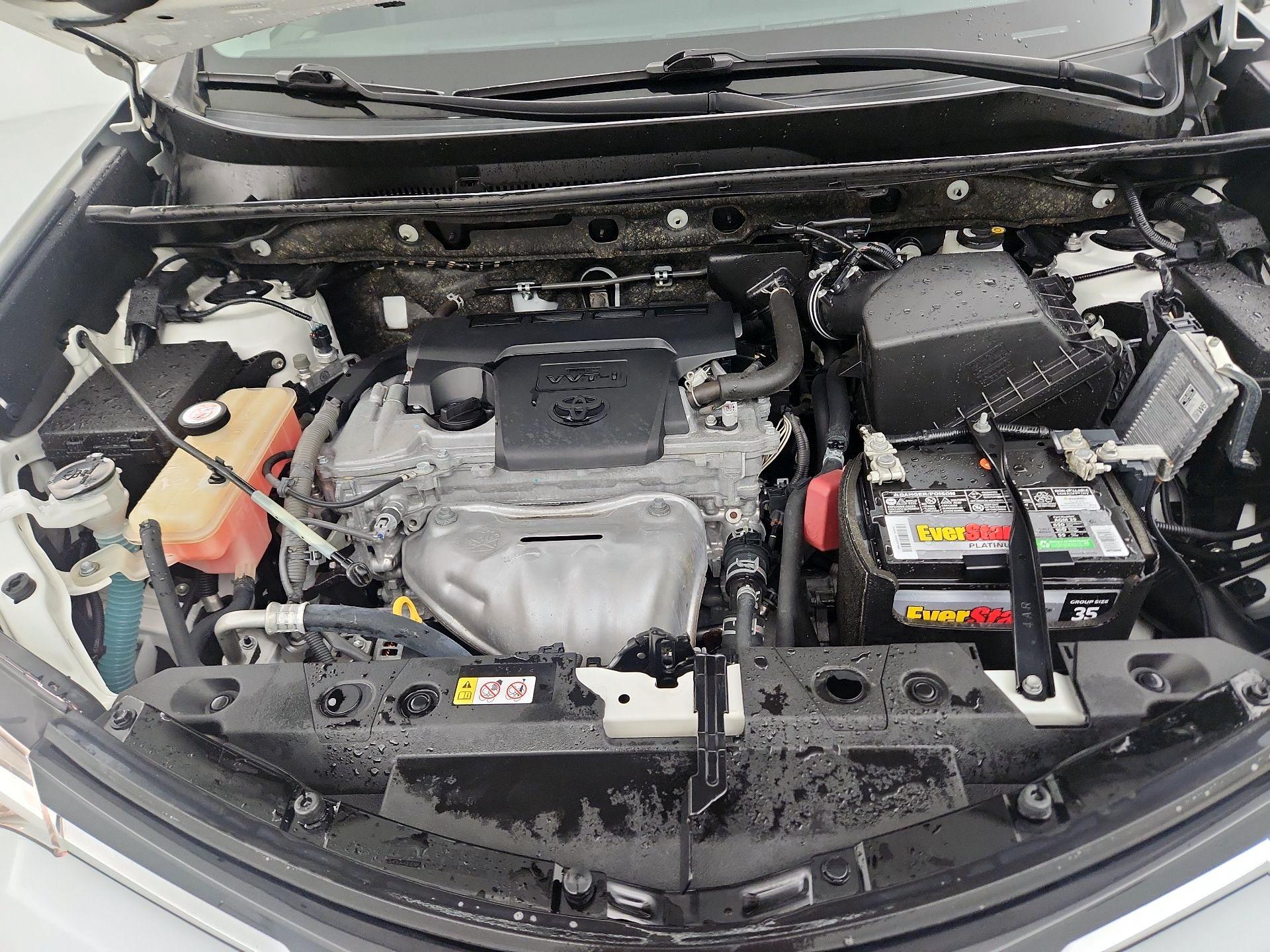 Thumbnail: 2018 Toyota RAV4 - 19