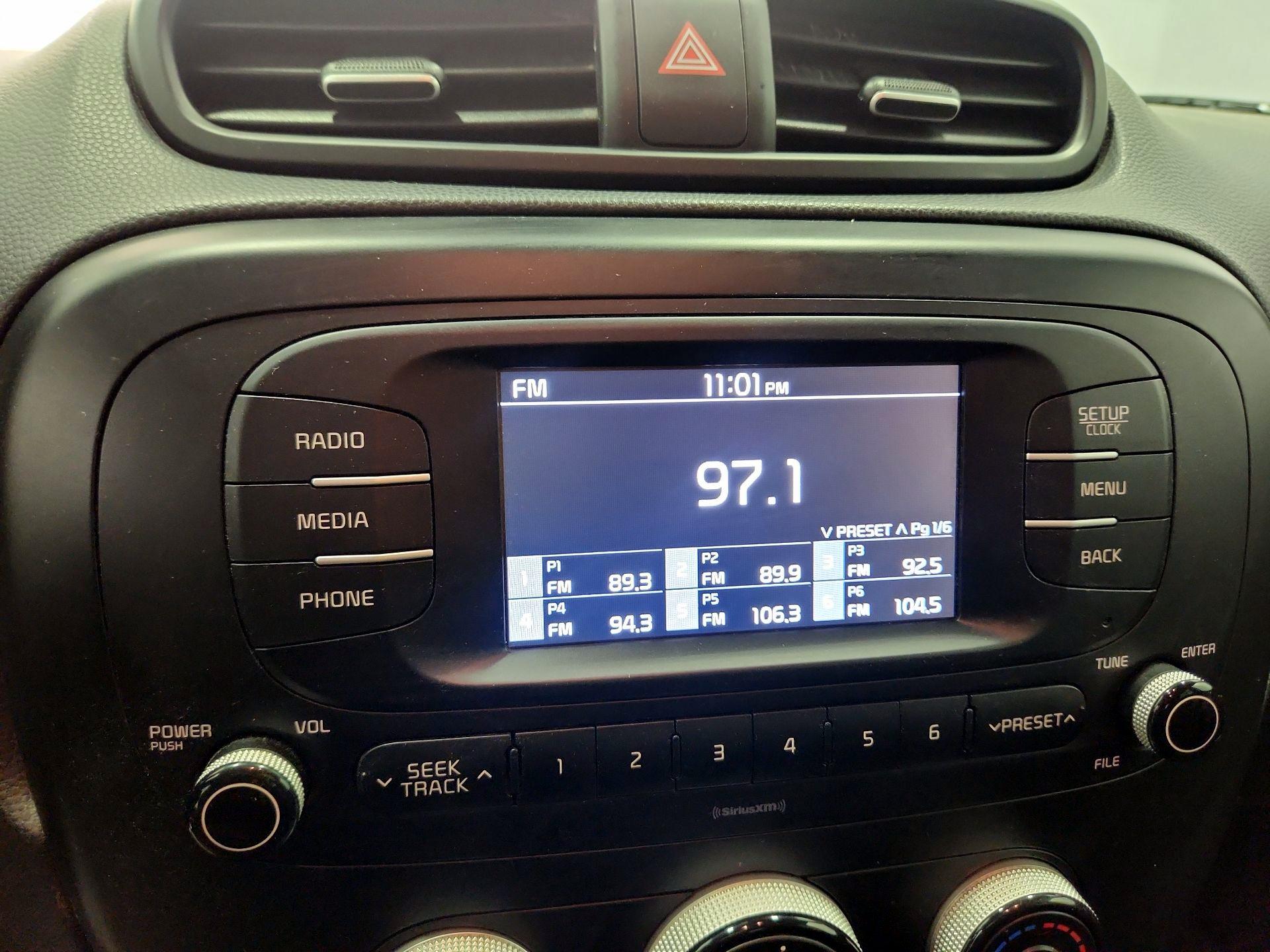 Thumbnail: 2017 Kia Soul - 14