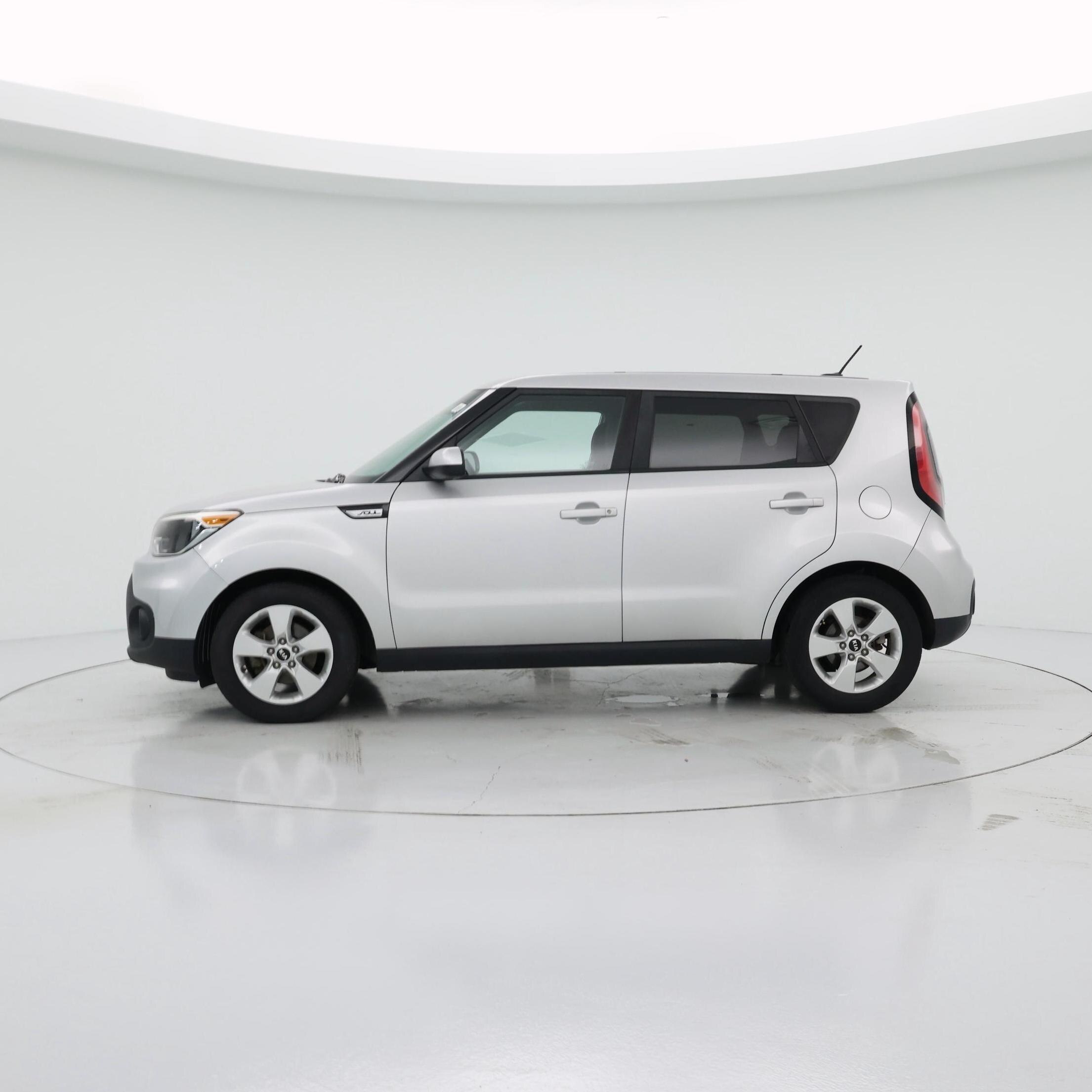 Thumbnail: 2017 Kia Soul - 3