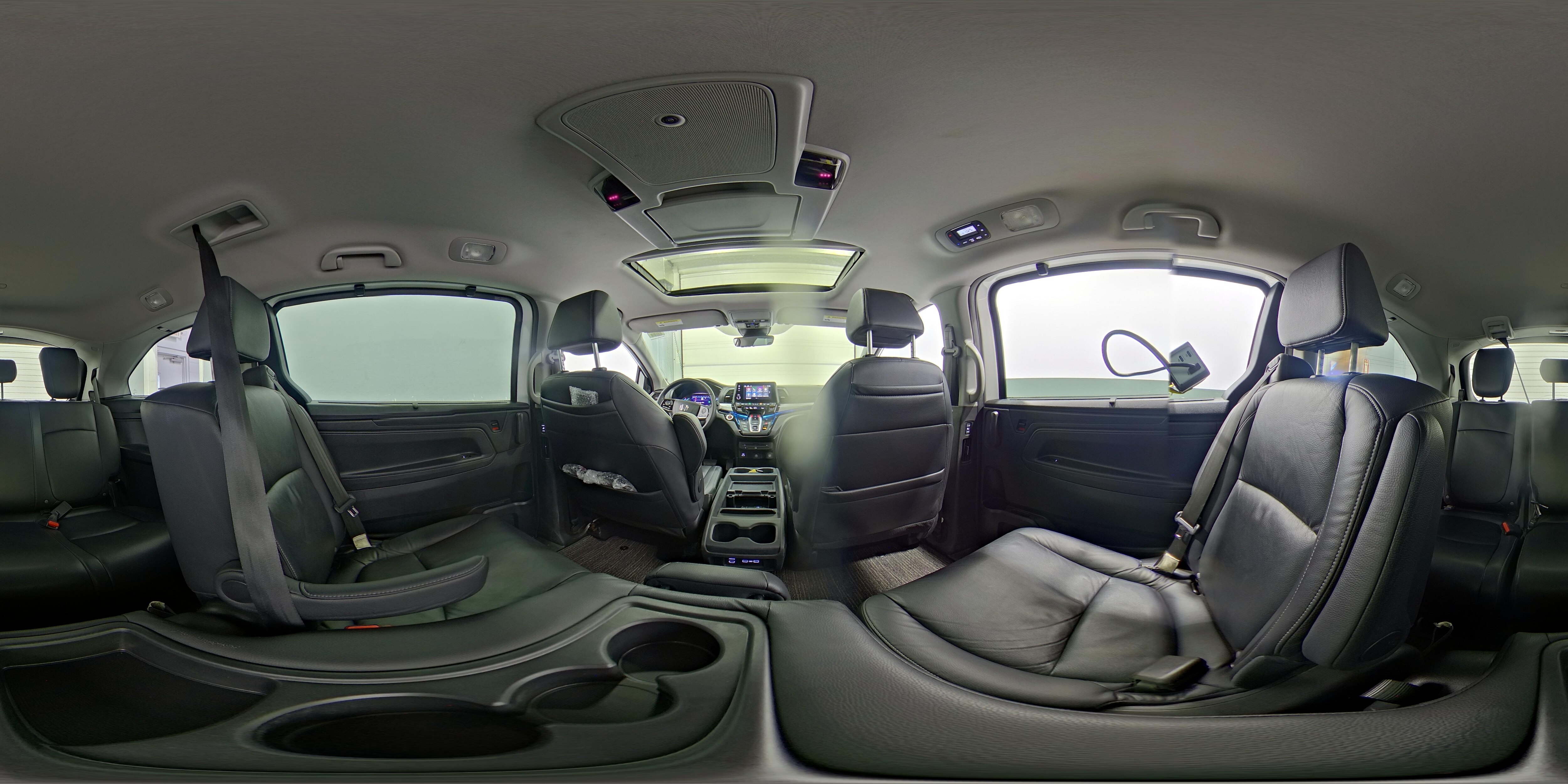 2024 Honda Odyssey Touring - Photo 28