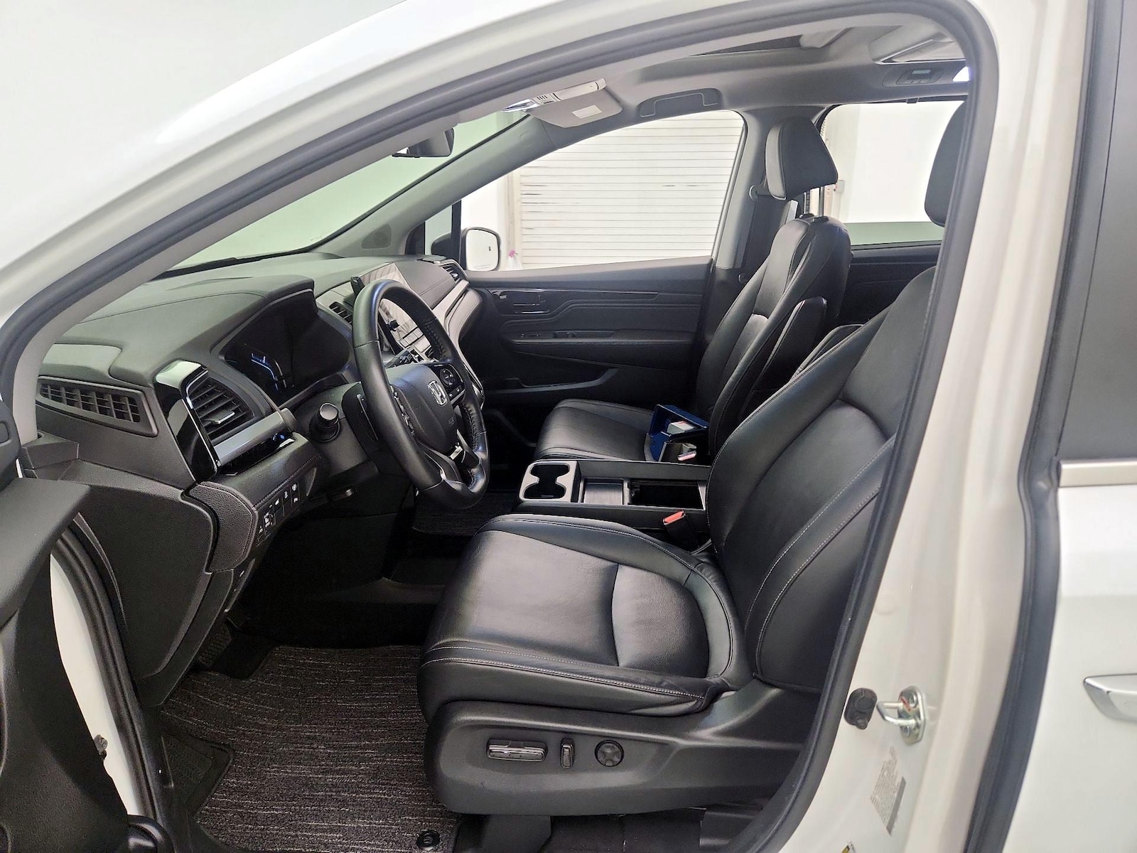 2024 Honda Odyssey Touring - Photo 12