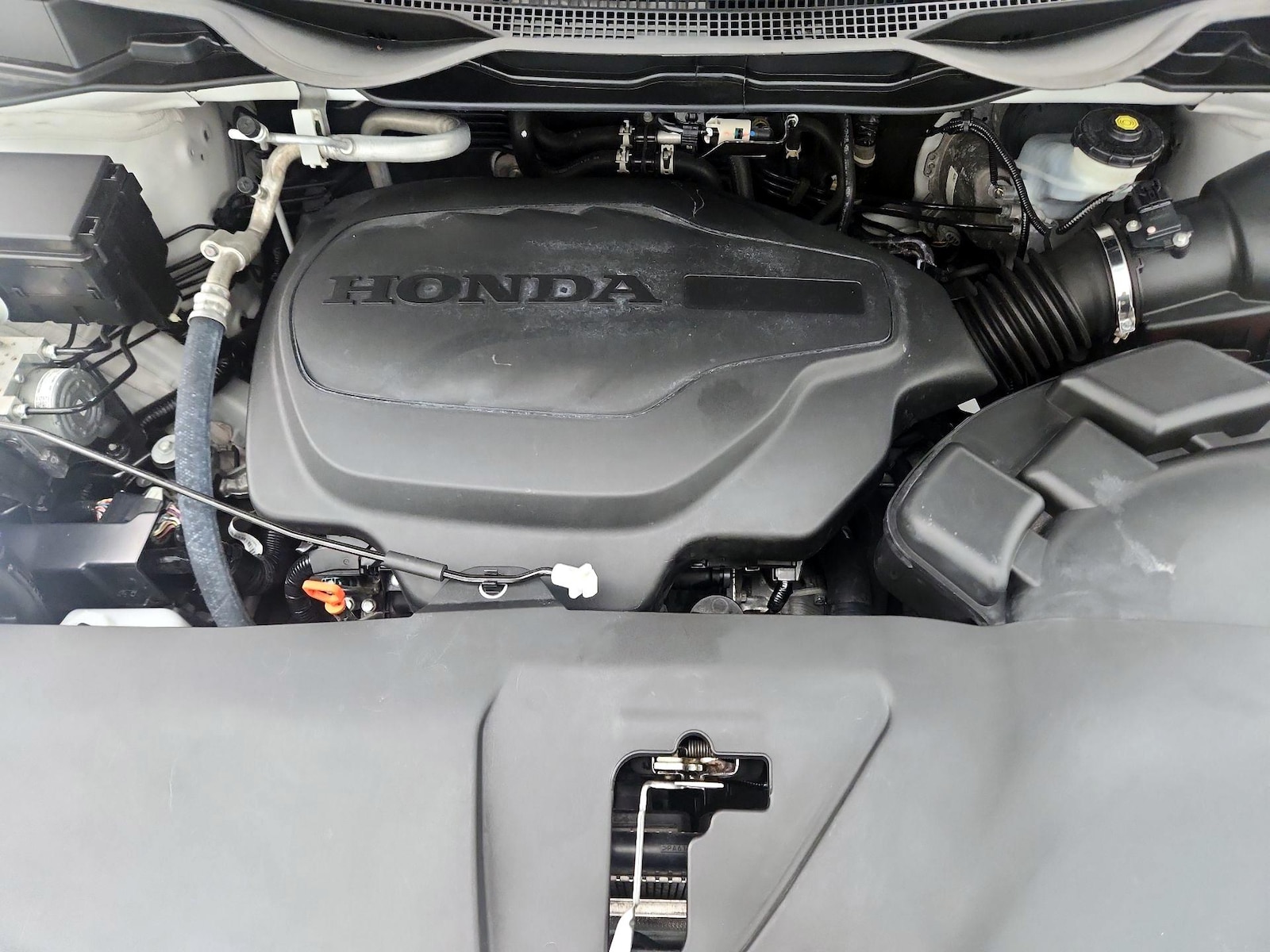 2024 Honda Odyssey Touring - Photo 25